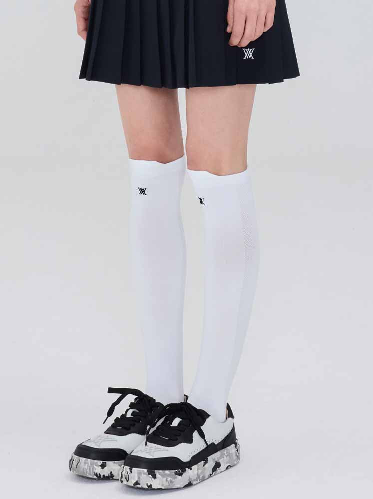 WOMEN AQUA COOL KNEE SOCKS