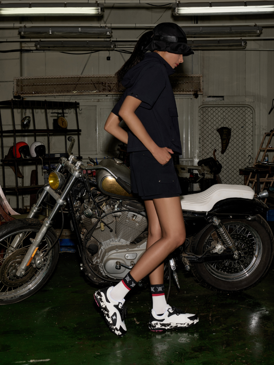 WOMEN F1