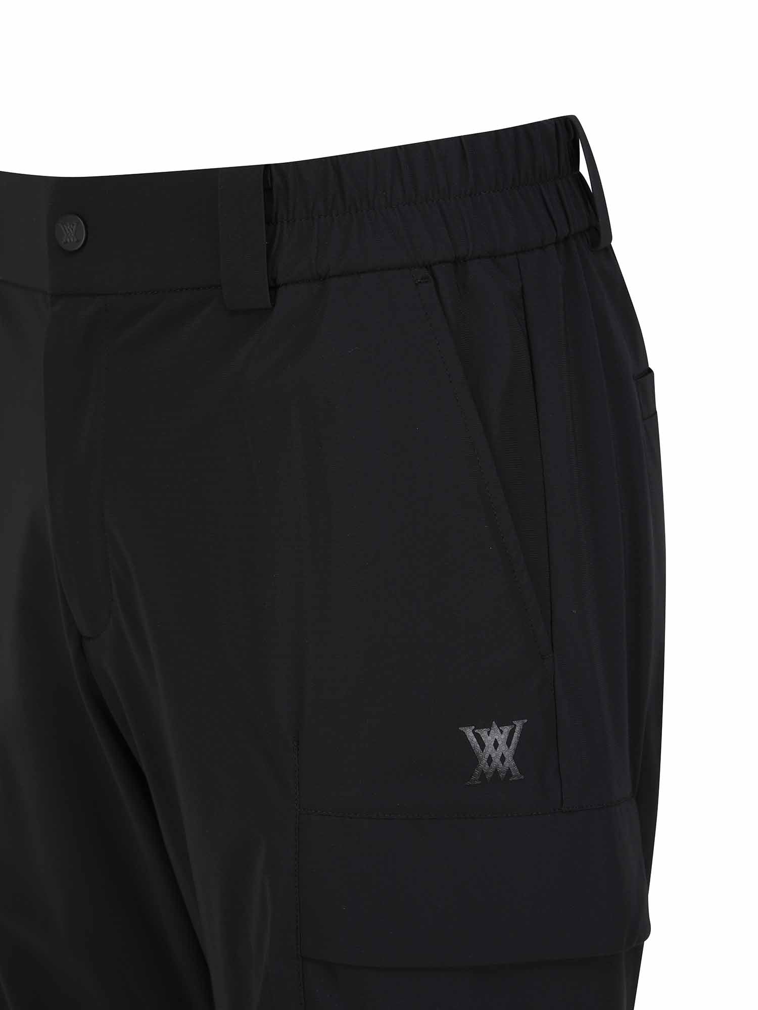 MEN SM BLACK FINISH HALF PANTS