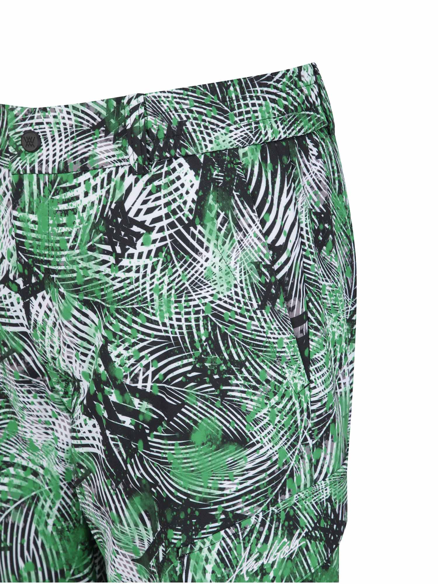 MEN SM ESSENTIAL HALF PANTS