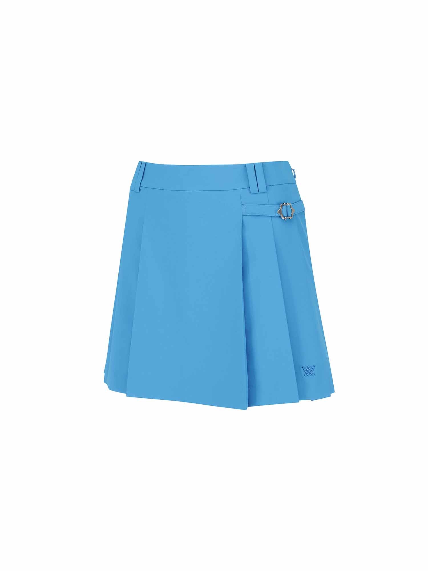 WOMEN SEASONAL PLEATS HALF PANTS