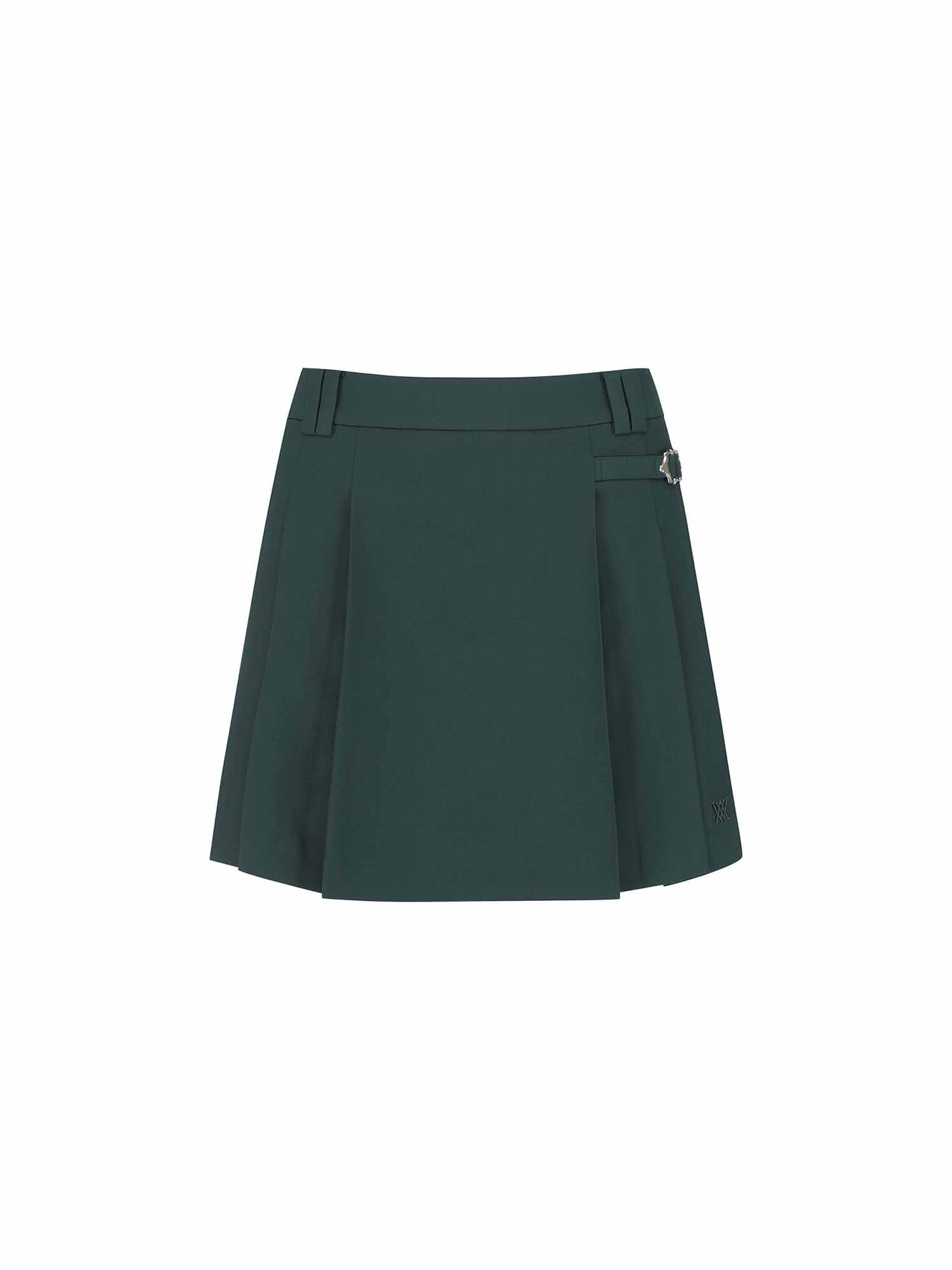 WOMEN SEASONAL PLEATS HALF PANTS