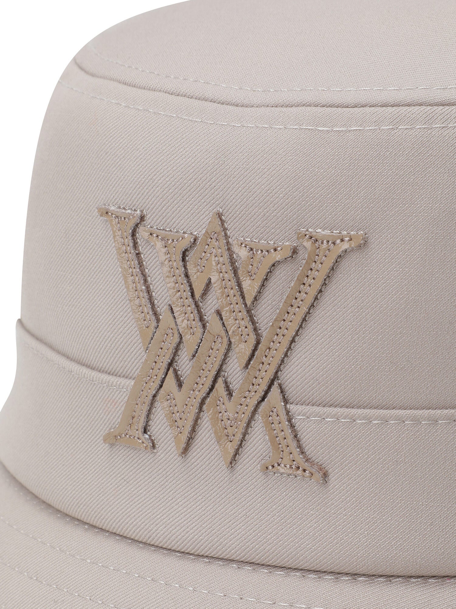 WOMEN LOGO POINT HAT