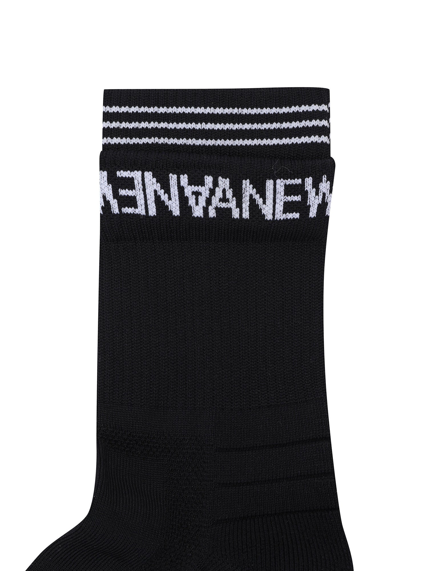 MEN ESSENTIAL MIDDLE SOCKS