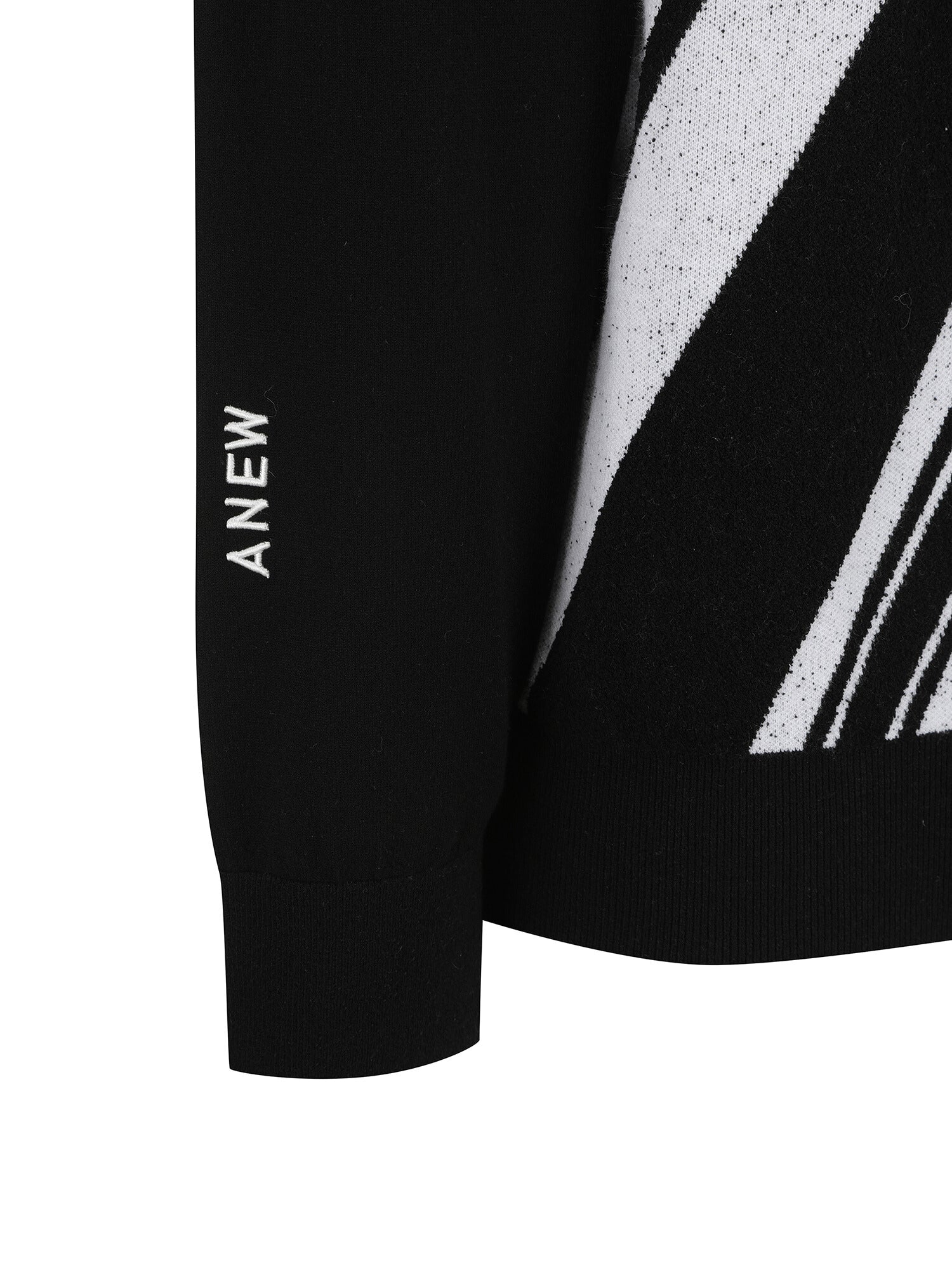 MEN LINE POINT ROUND SWEATER
