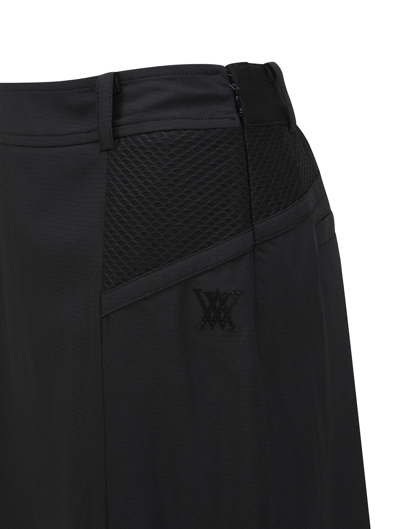 WOMEN SM BLACK FINISH H LINE SKIRT