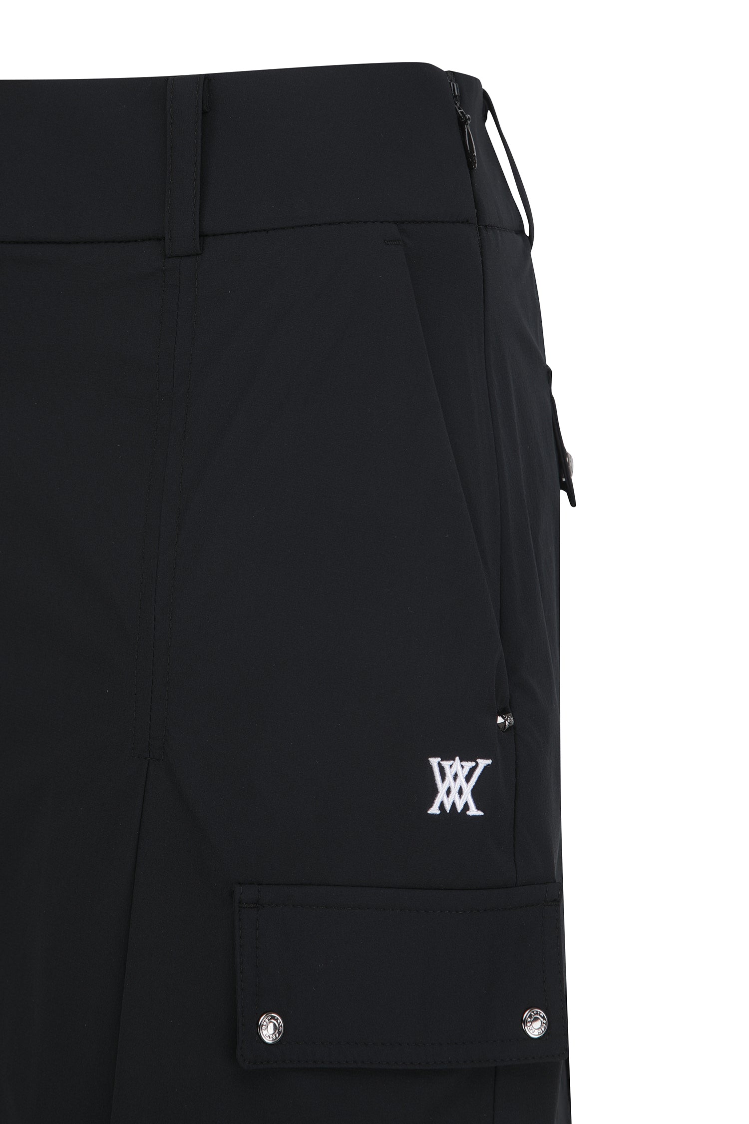 WOMEN SM INCISION HALF PANTS