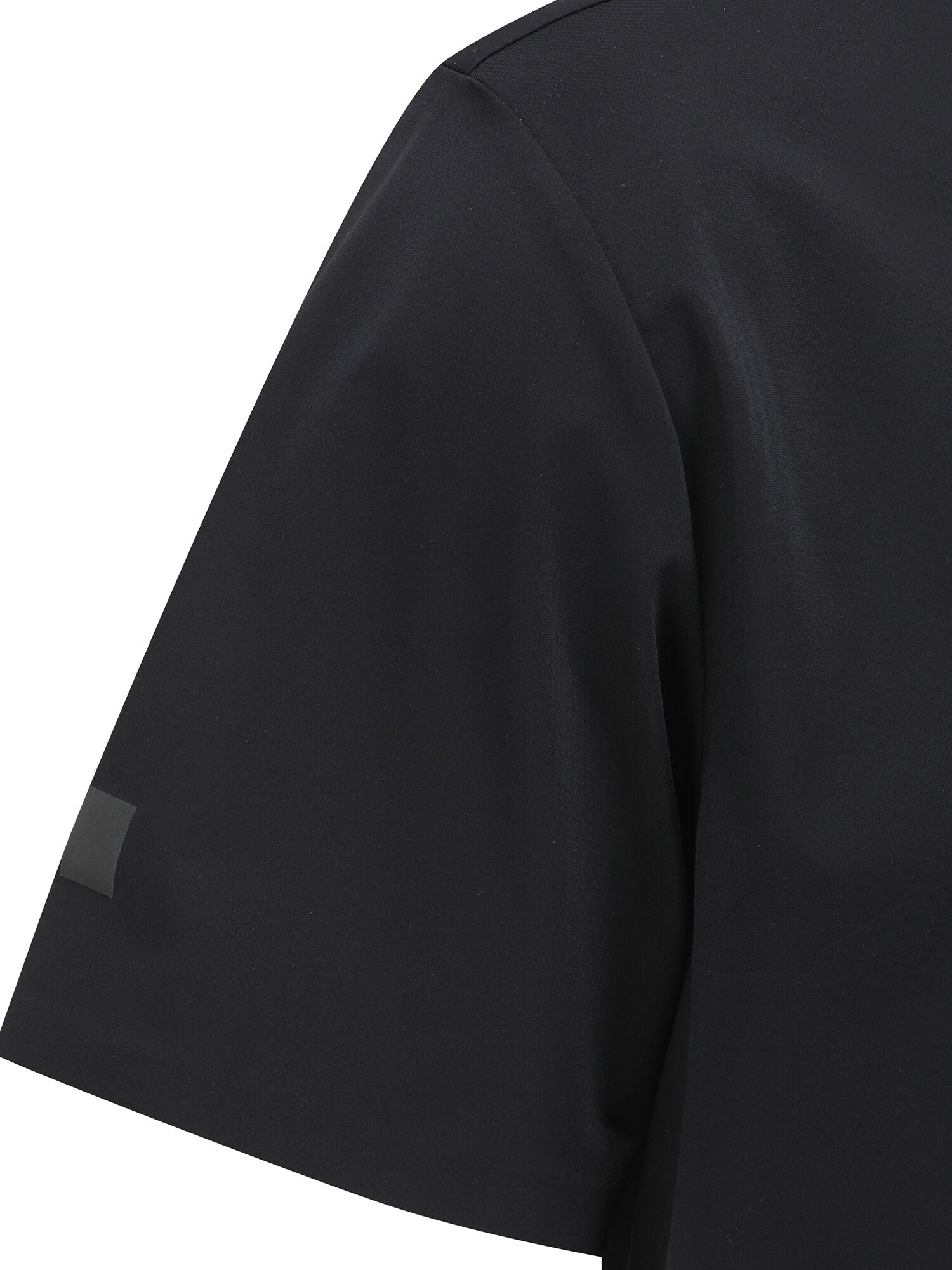 MEN SM BLACK FINISH ROUND SHORT T-SHIRT