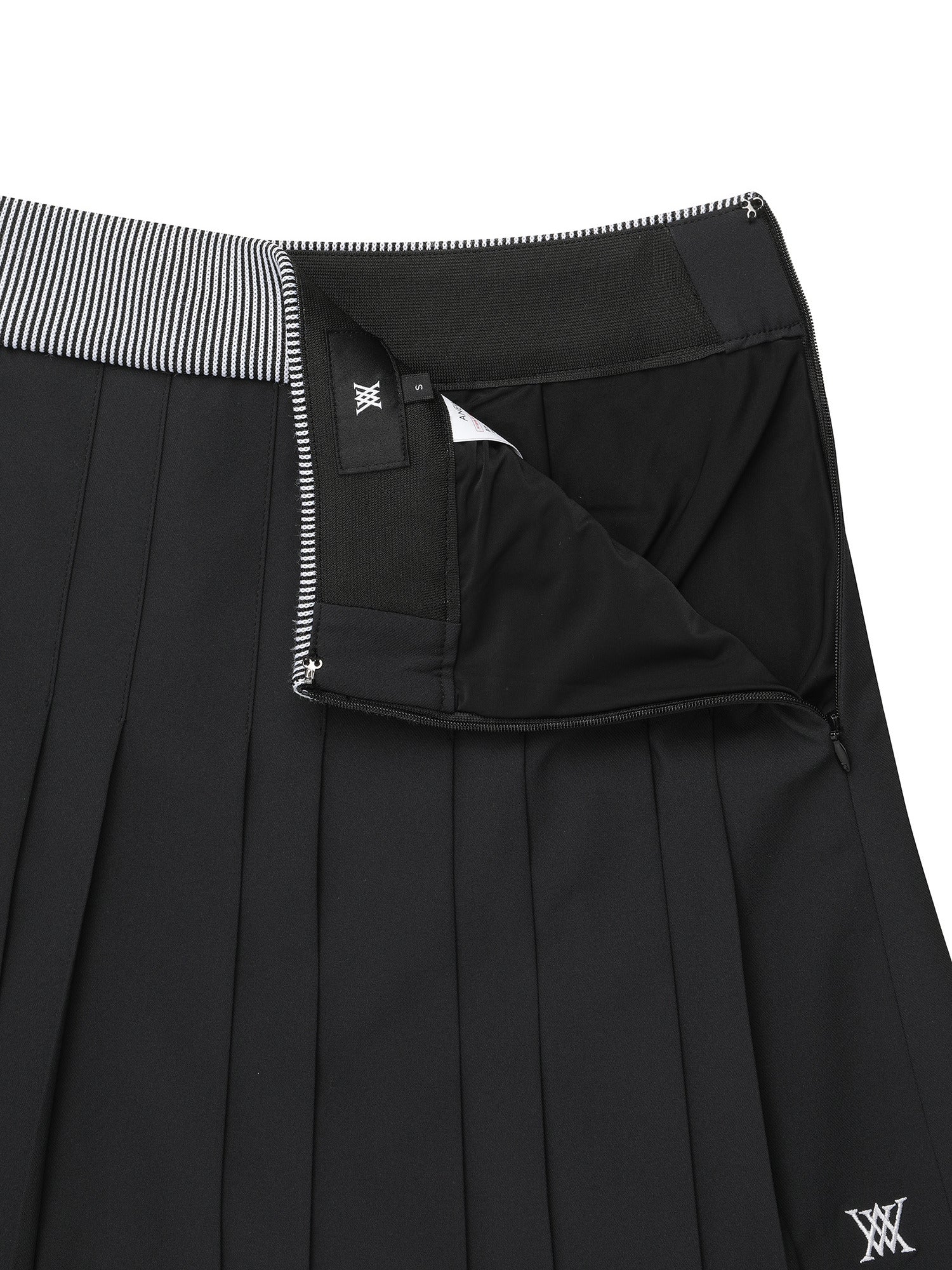 WOMEN ESSENTIAL PLEATS SKIRT