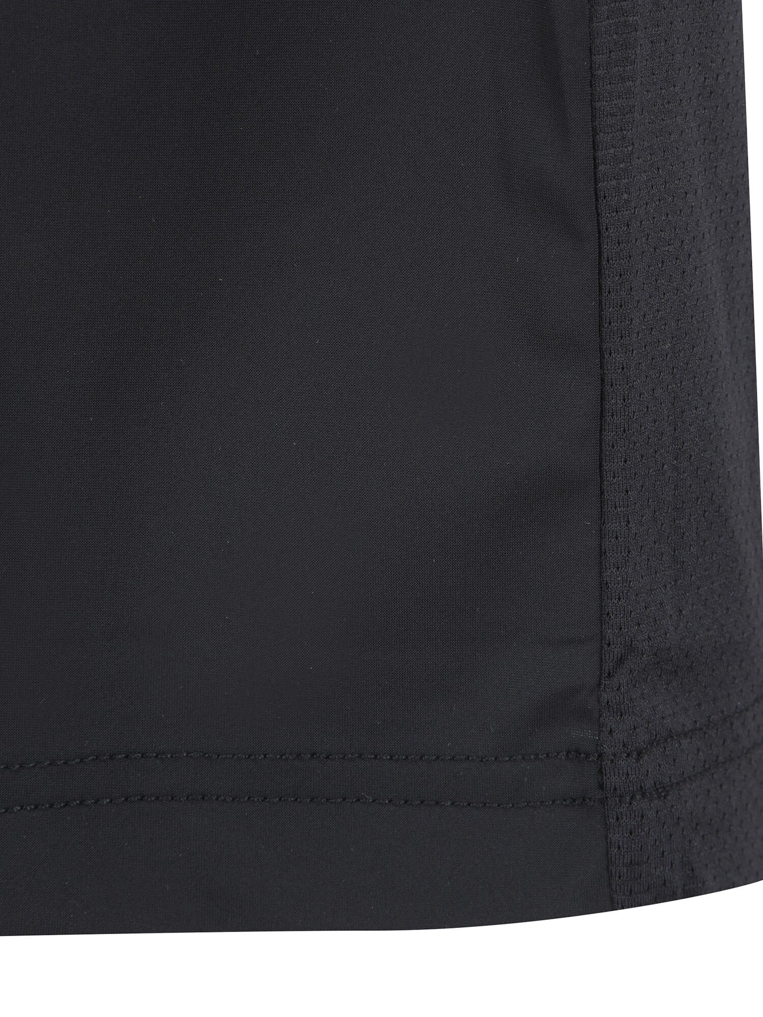 MEN SM BLACK FINISH ROUND SHORT T-SHIRT
