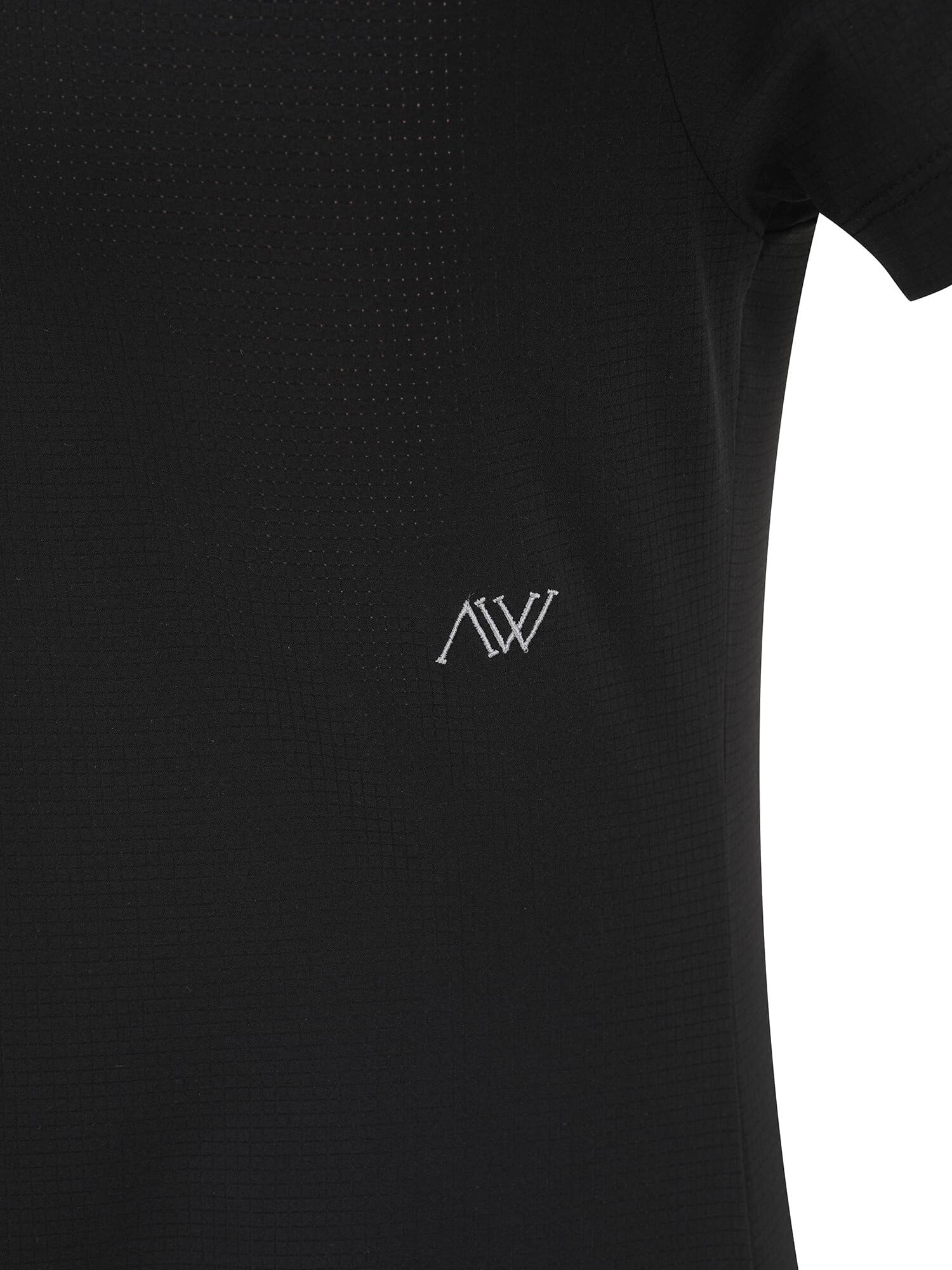 WOMEN SM COLLARED SHORT T-SHIRT