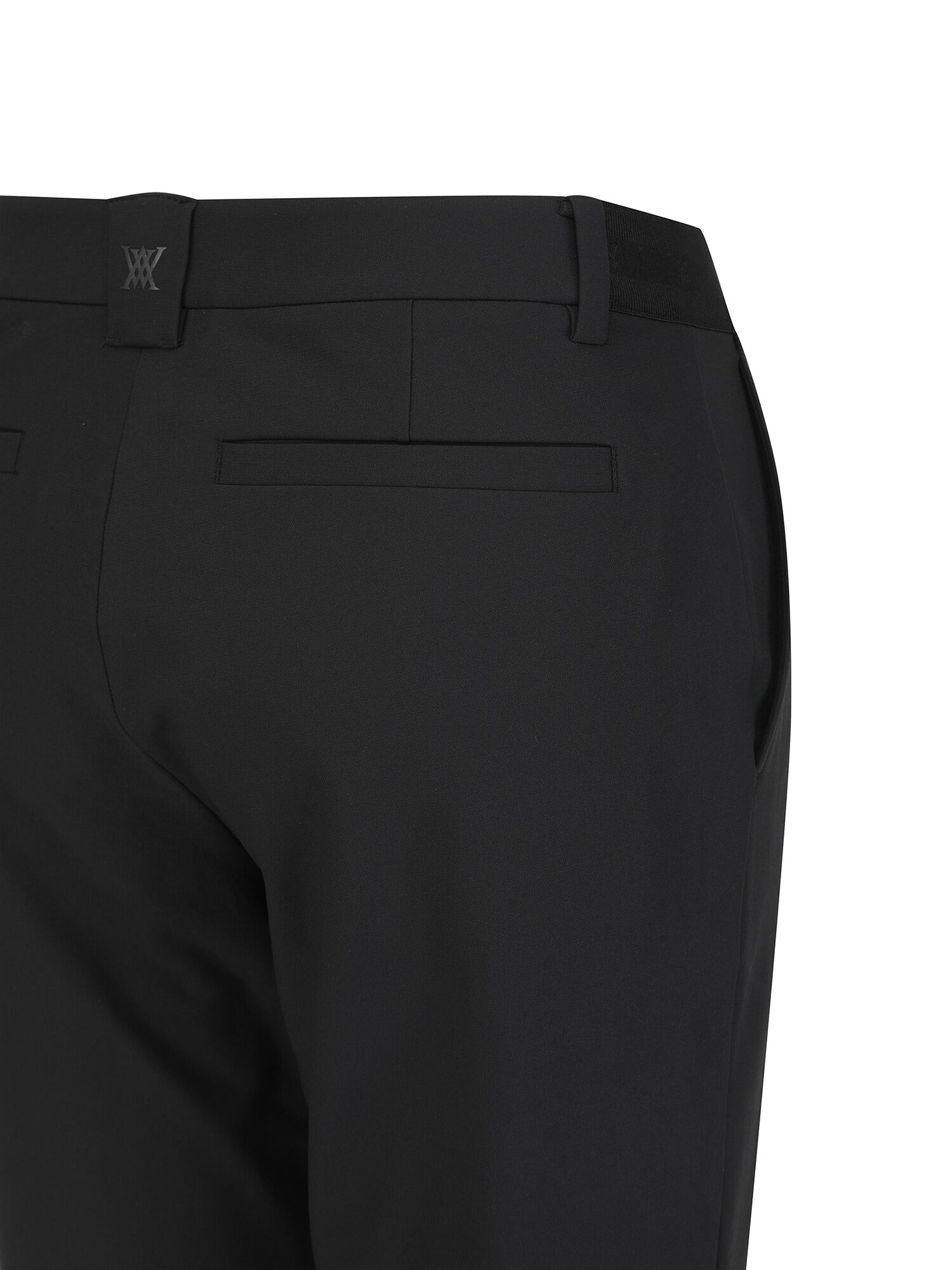 MEN ESSENTIAL PANTS