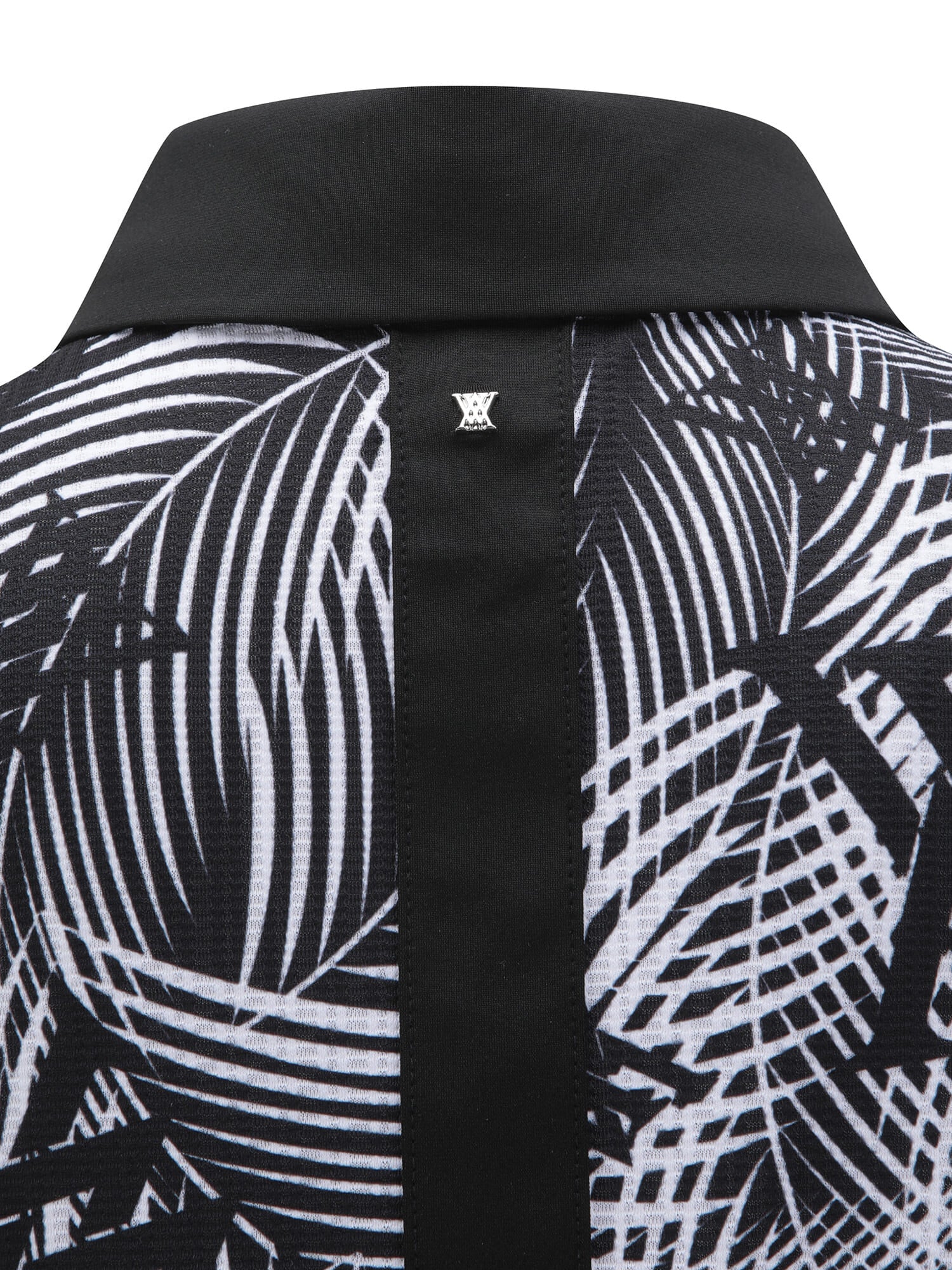 WOMEN SM COLLARED SLEEVELESS