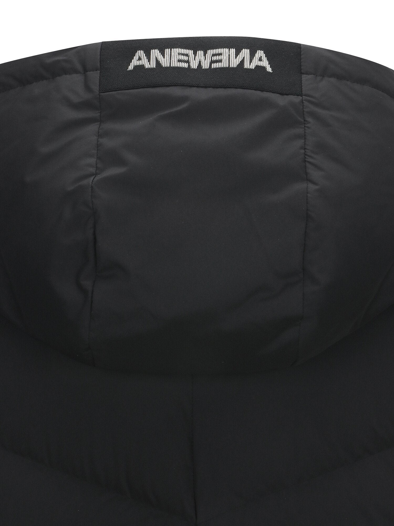 WOMEN PERFORMANCE SHORT SLEEVE DOWN JK