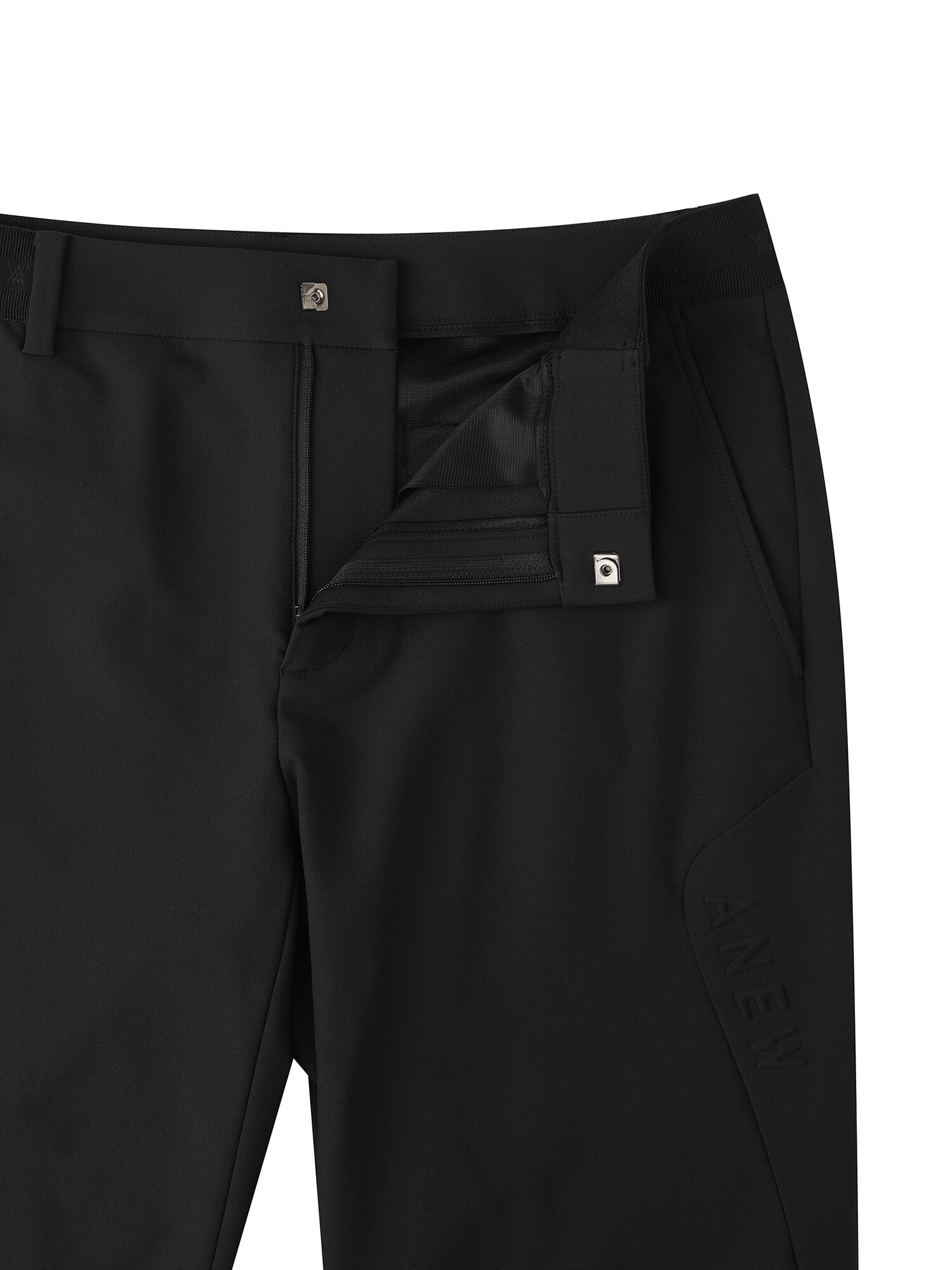 MEN ESSENTIAL PANTS