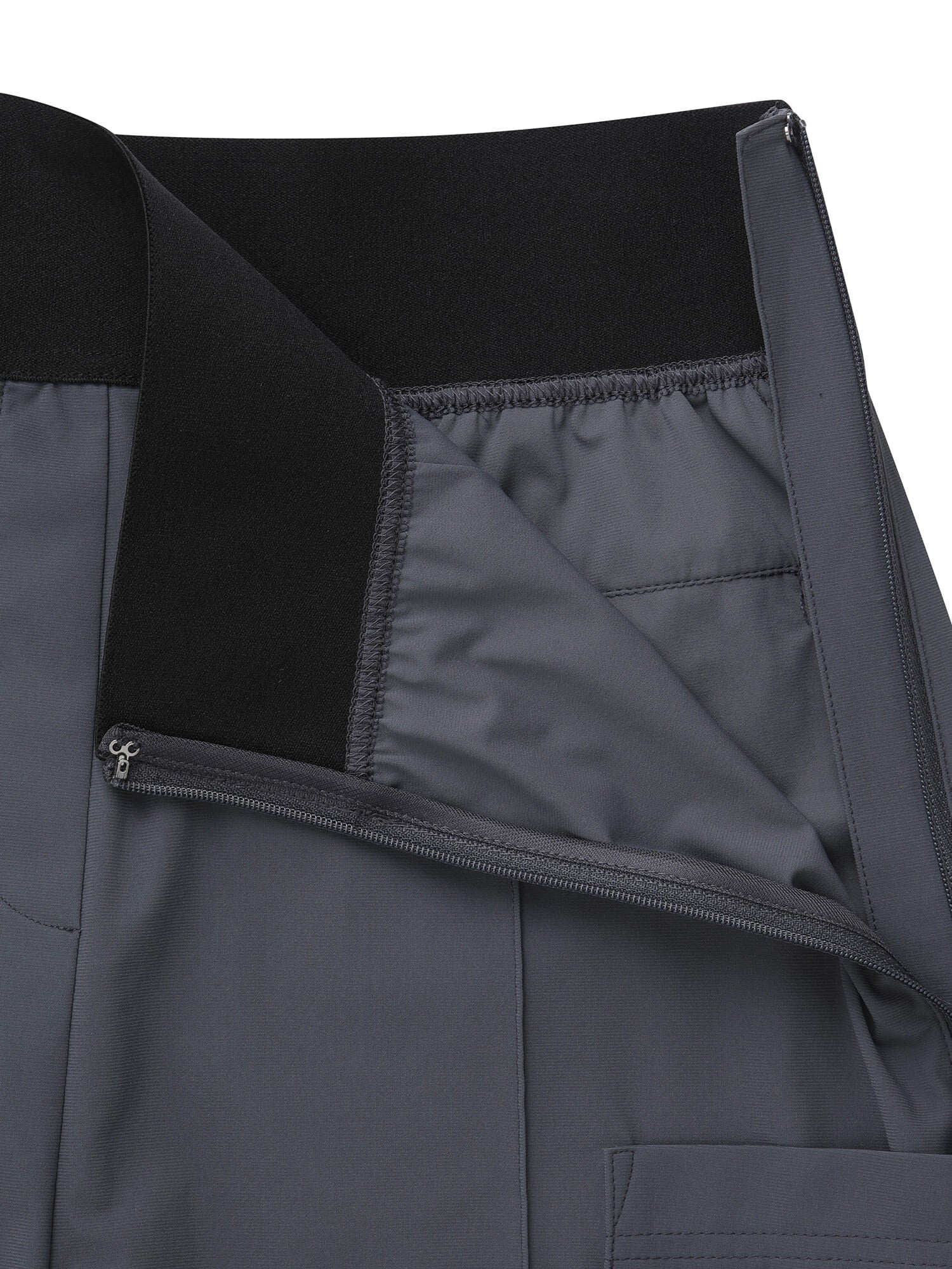 WOMEN SM ESSENTIAL COOL HALF PANTS