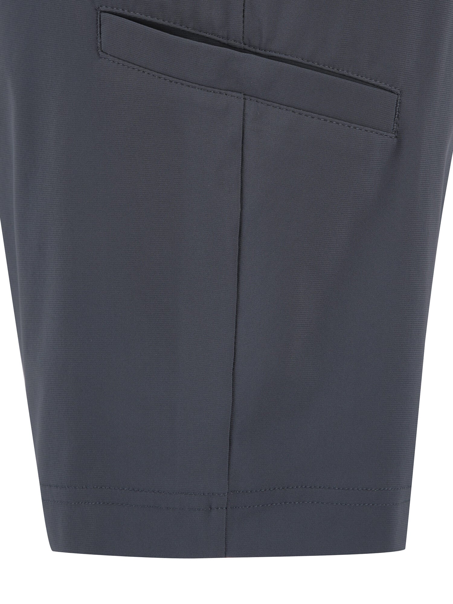 MEN SM ESSENTIAL COOL HALF PANTS