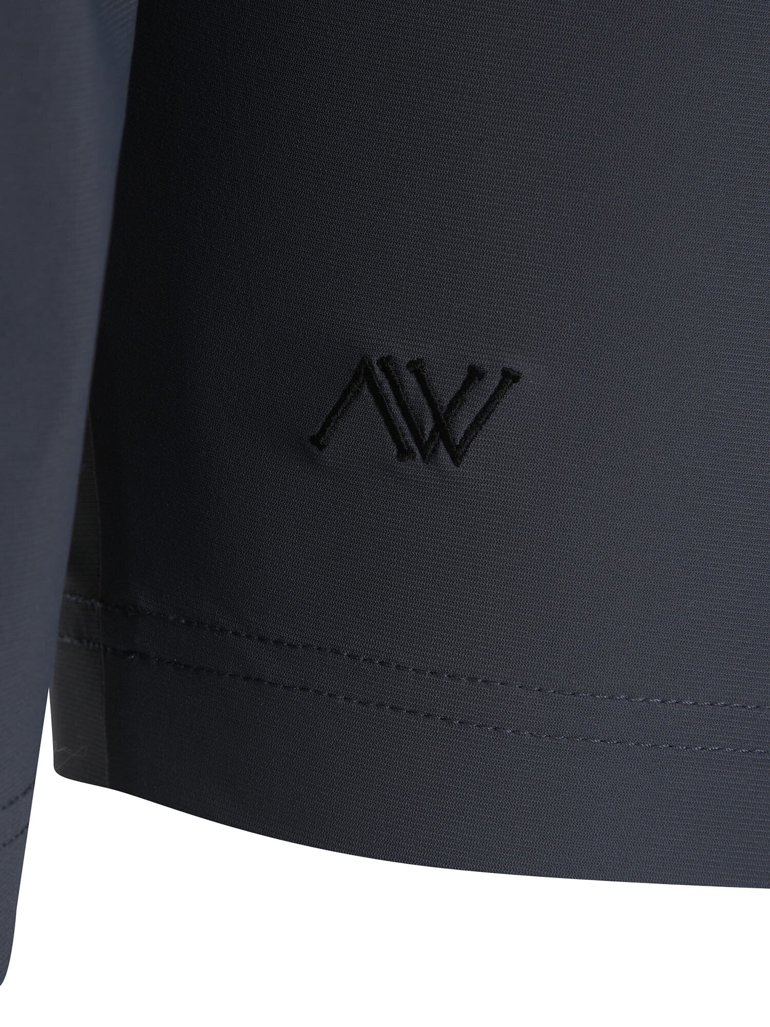MEN SM ESSENTIAL COOL HALF PANTS