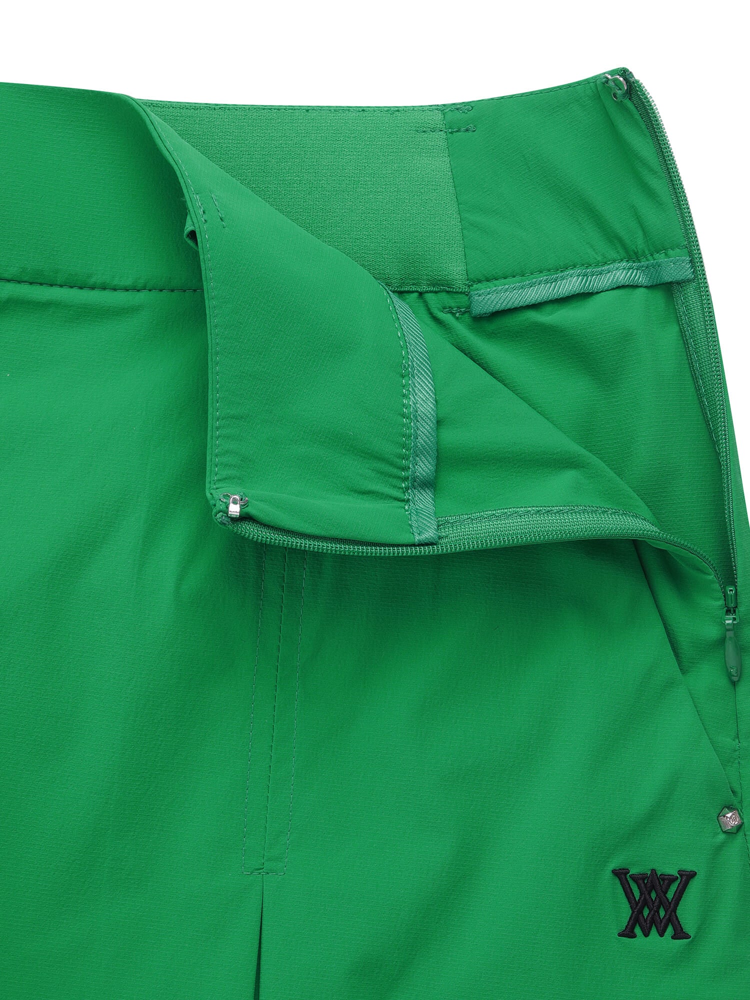 WOMEN SM INCISION HALF PANTS