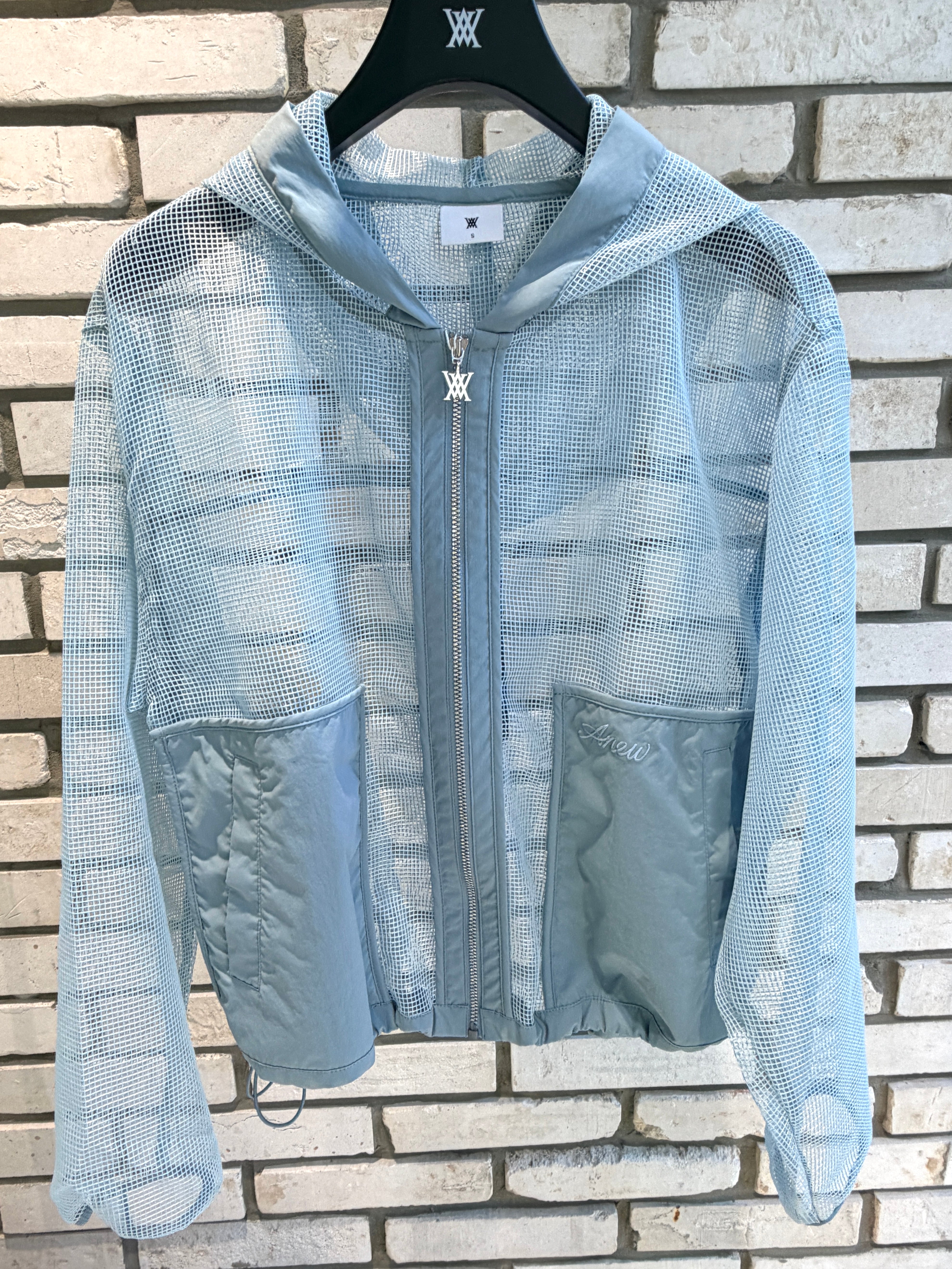 WOMEN HOODED ATHLEISURE JACKET