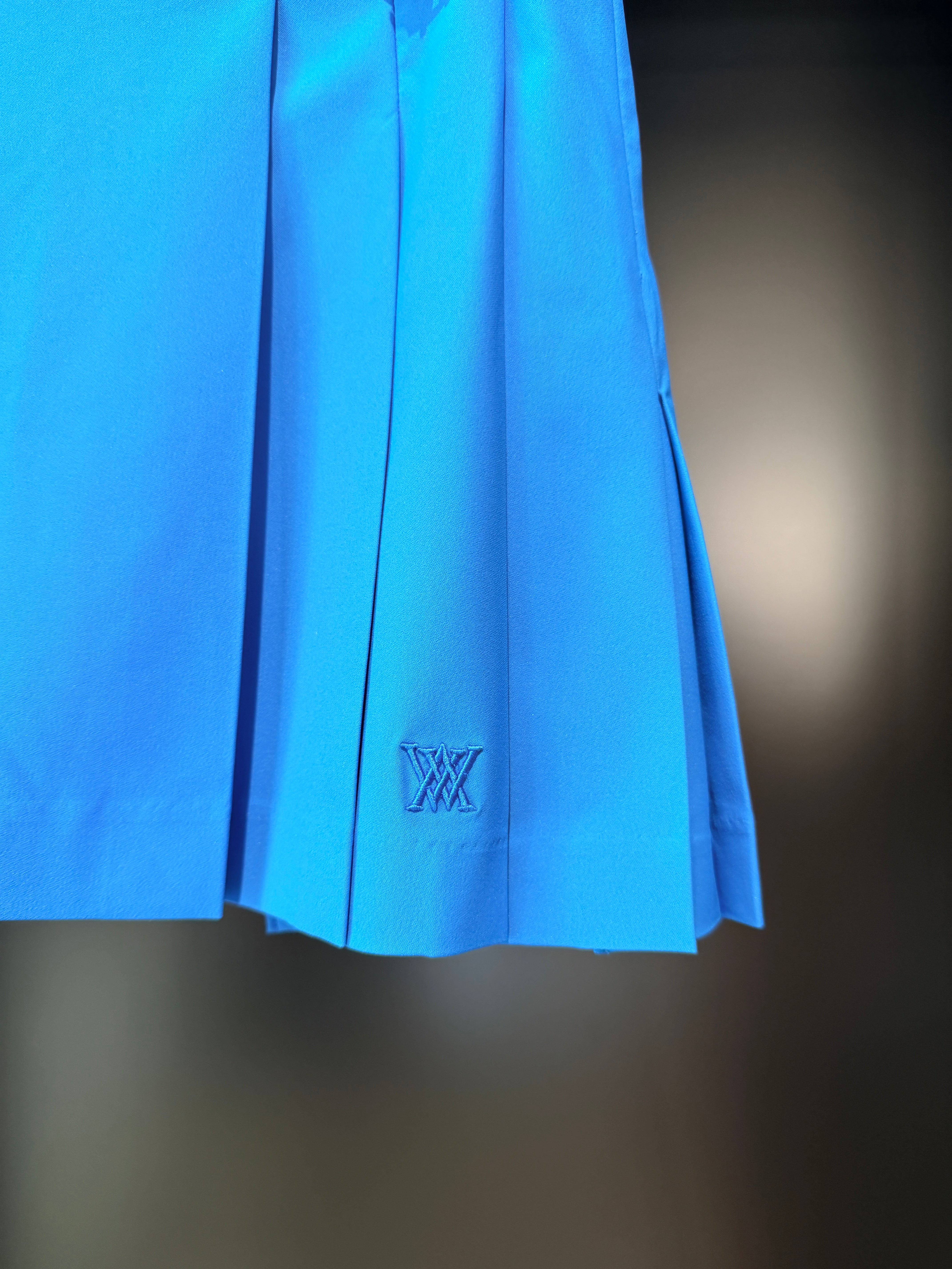 WOMEN SEASONAL PLEATS HALF PANTS