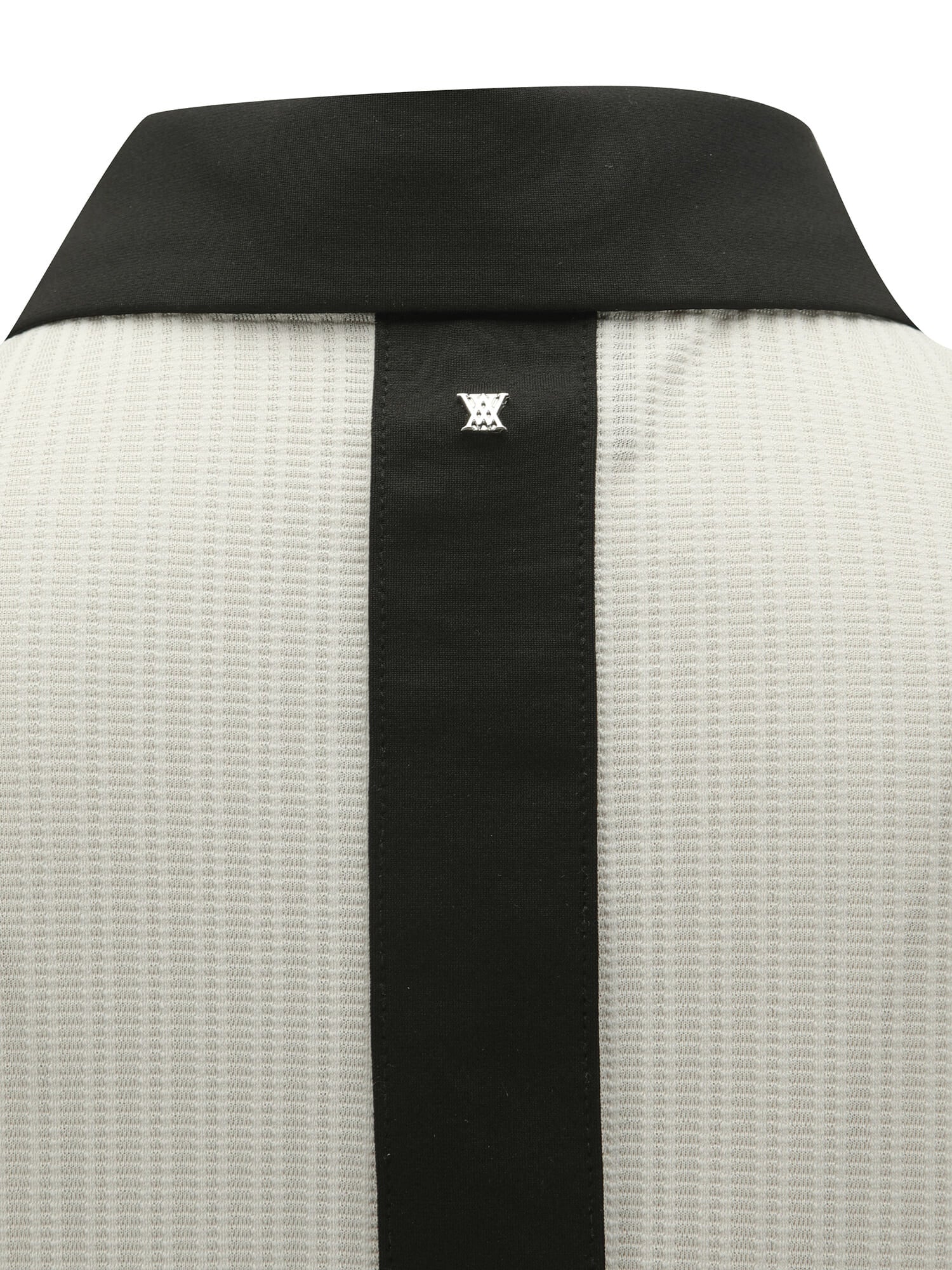 WOMEN SM COLLARED SLEEVELESS