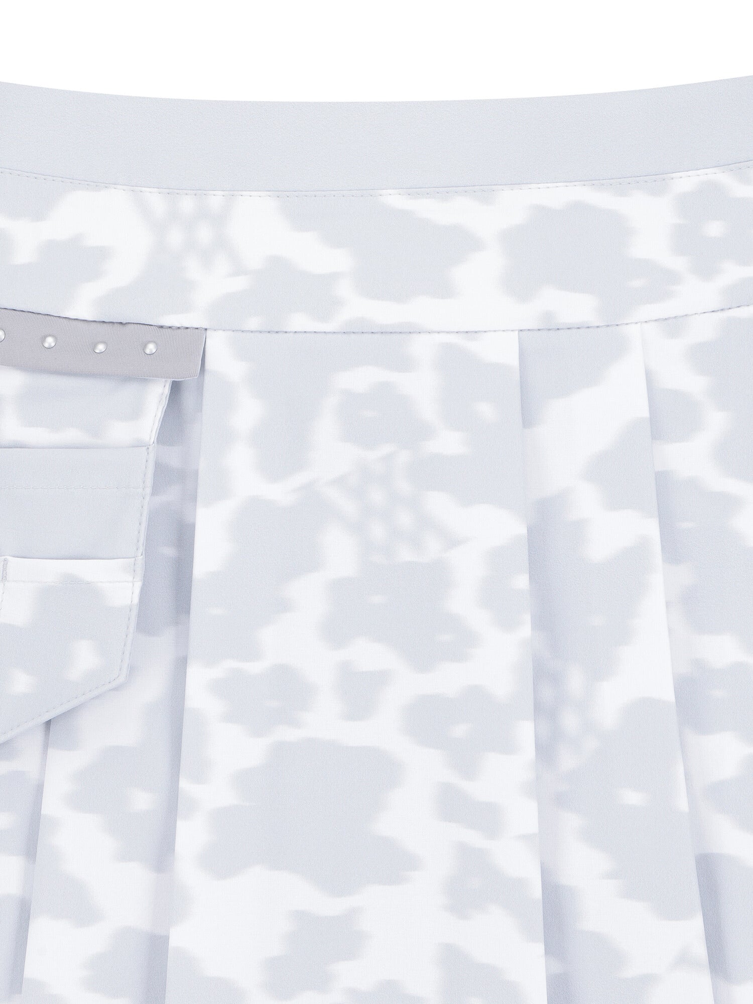 WOMEN FA PLEATED HALF PANTS