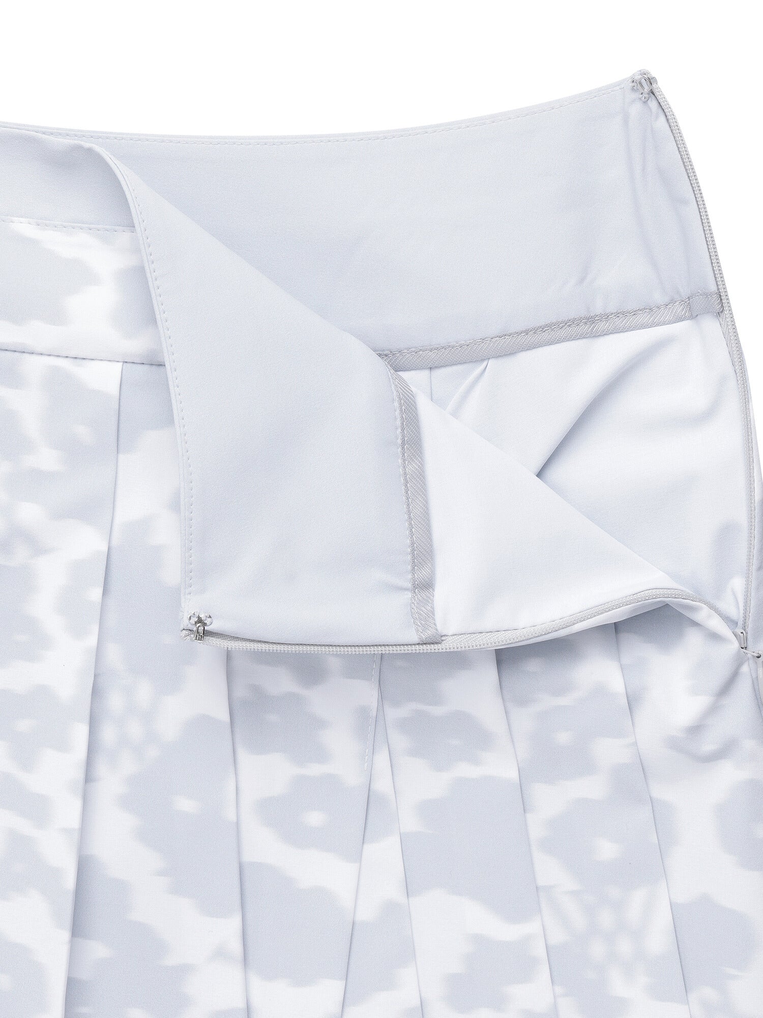 WOMEN FA PLEATED HALF PANTS