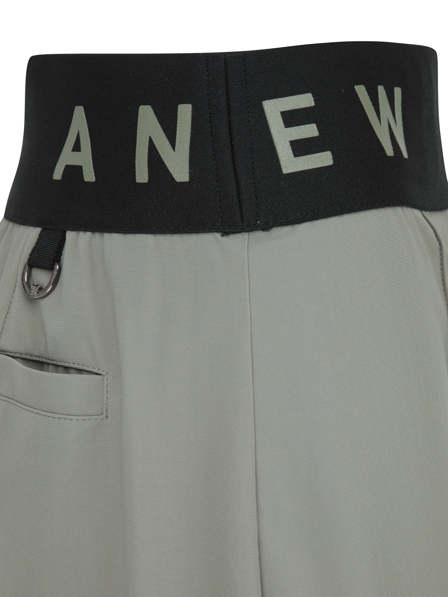 WOMEN SM ESSENTIAL COOL HALF PANTS