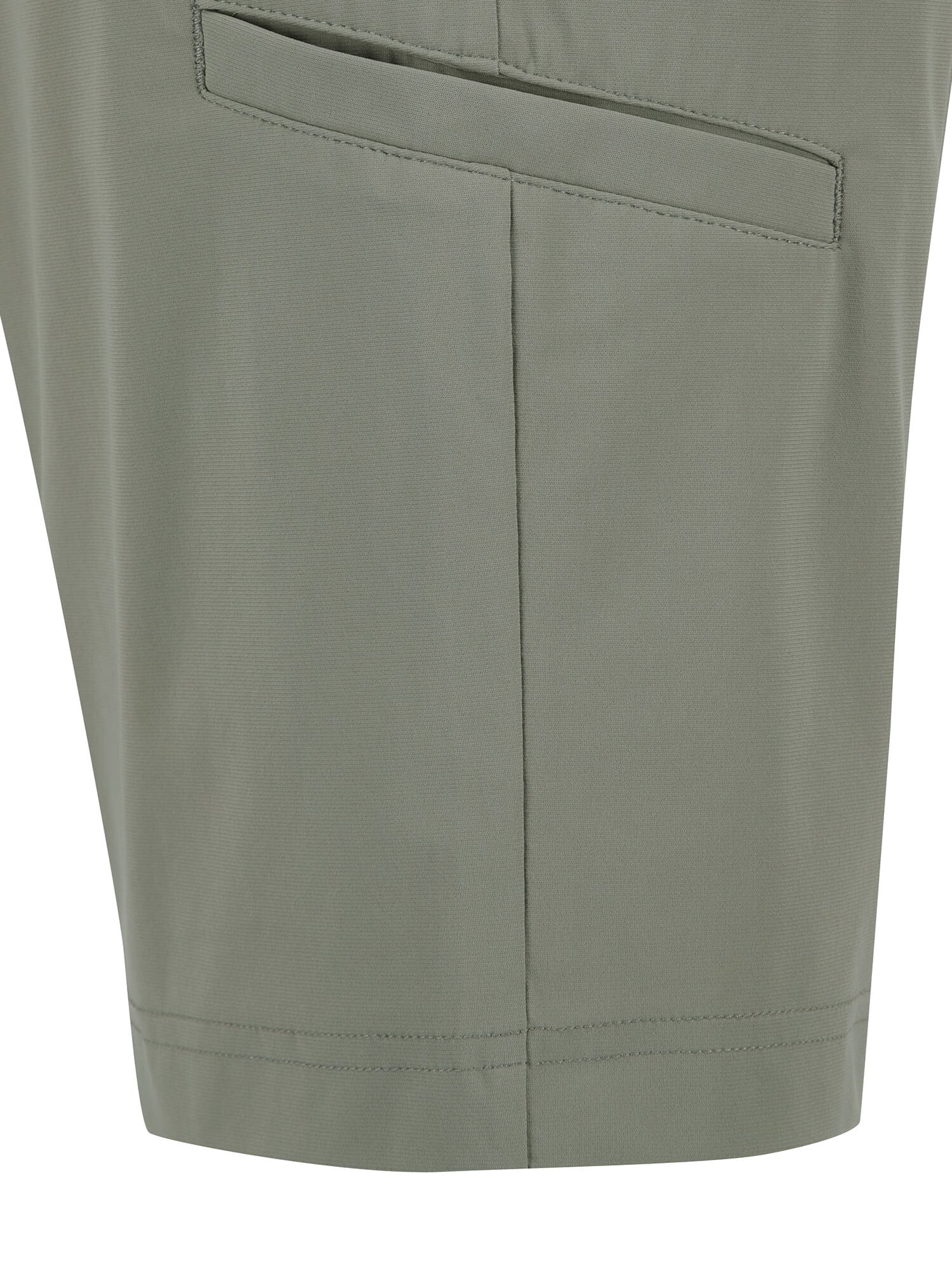 MEN SM ESSENTIAL COOL HALF PANTS
