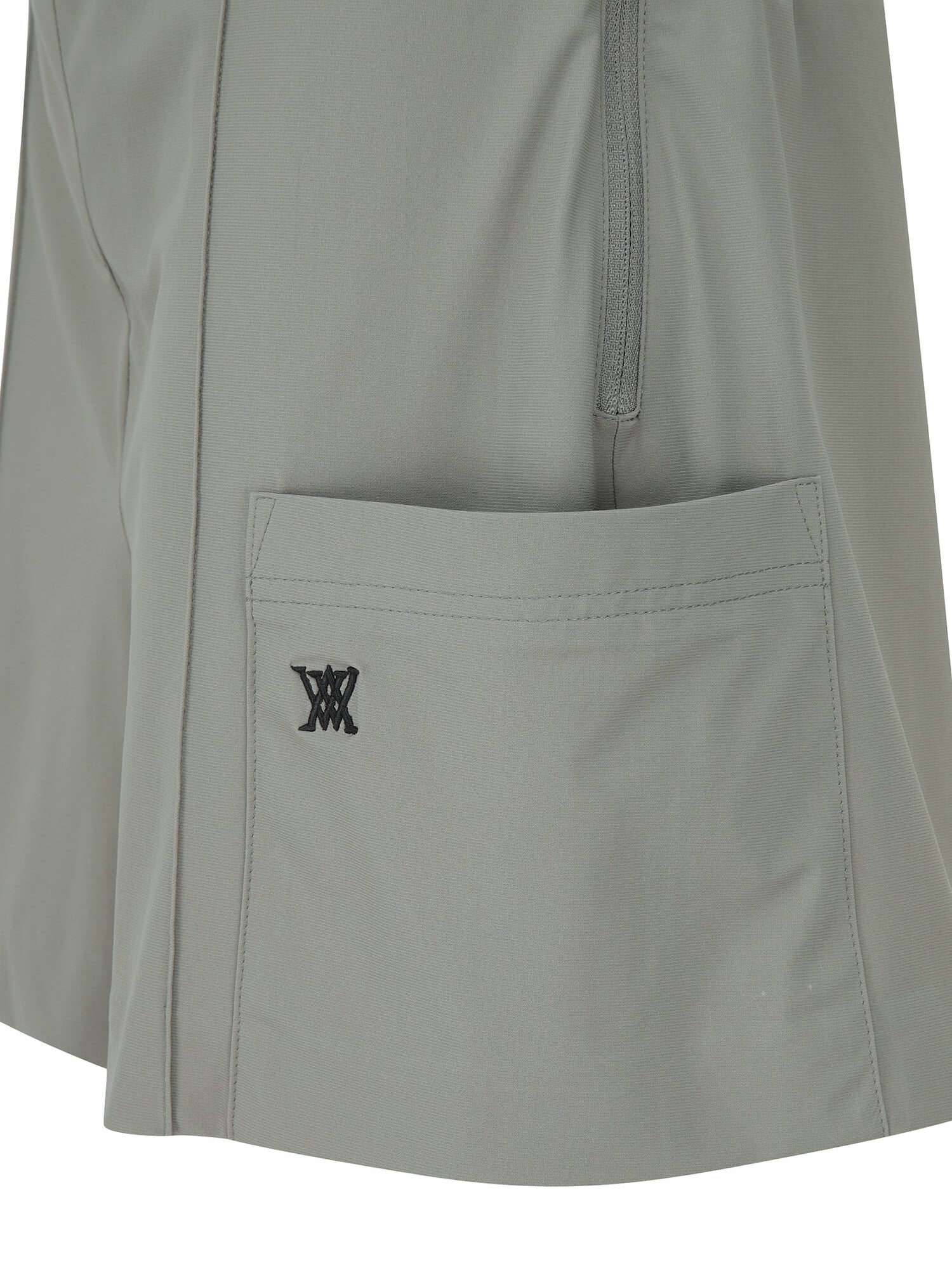 WOMEN SM ESSENTIAL COOL HALF PANTS