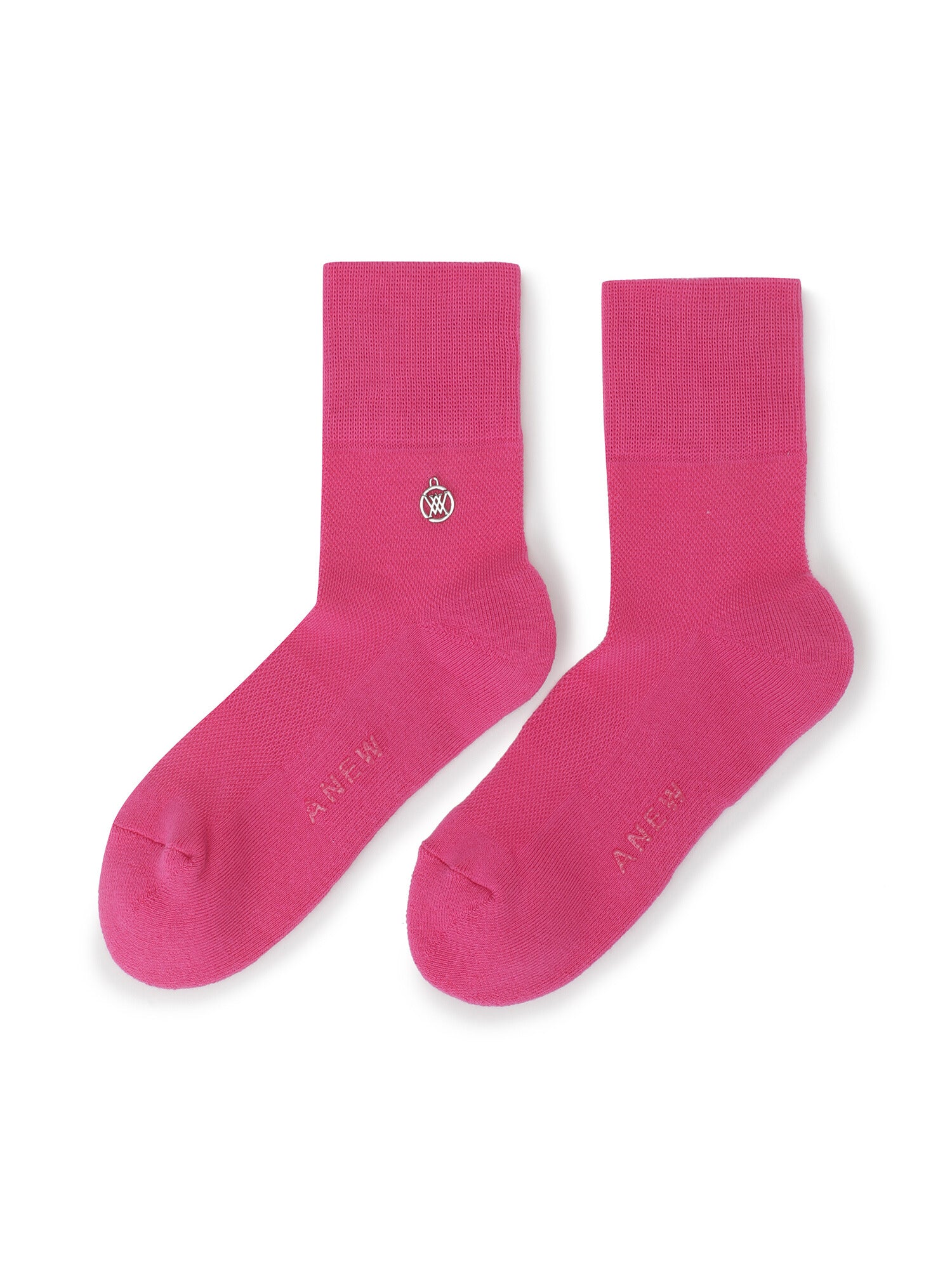 WOMEN ESSENTIAL MEDIUM NECK SOCKS