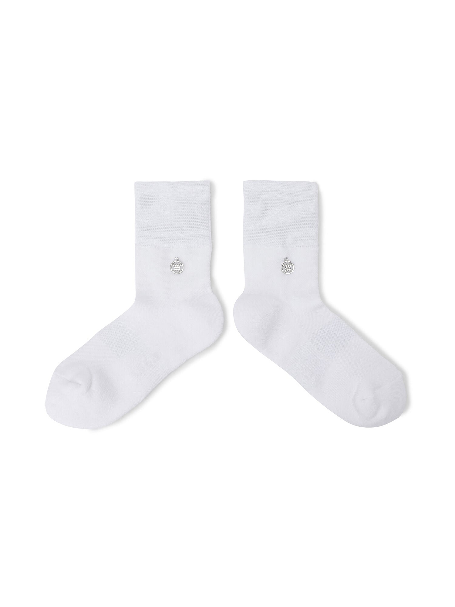 WOMEN ESSENTIAL MEDIUM NECK SOCKS