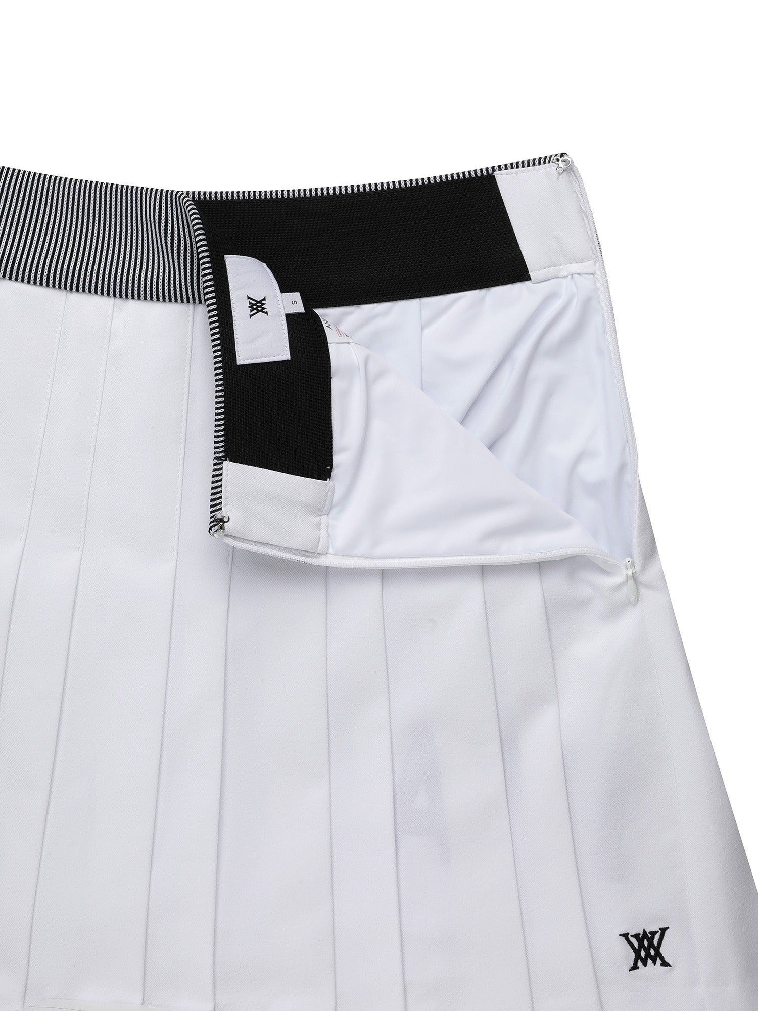 WOMEN ESSENTIAL PLEATS SKIRT