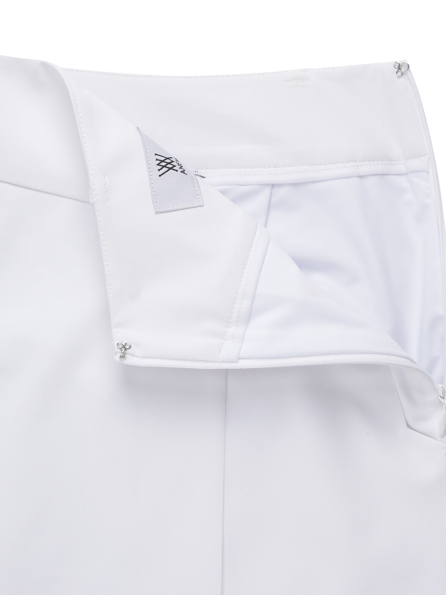 WOMEN SM BACK PLEATED SKIRT