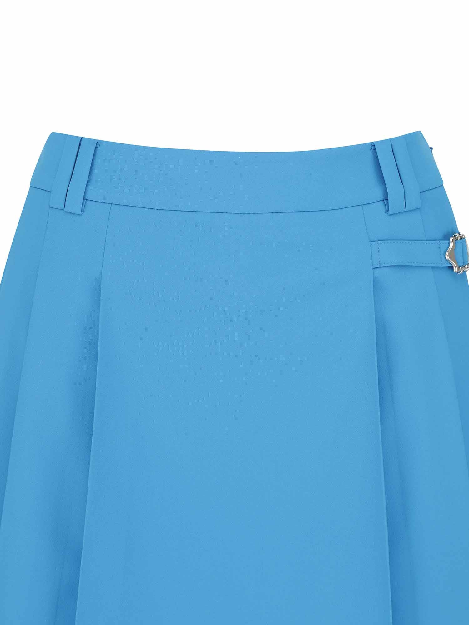 WOMEN SEASONAL PLEATS HALF PANTS