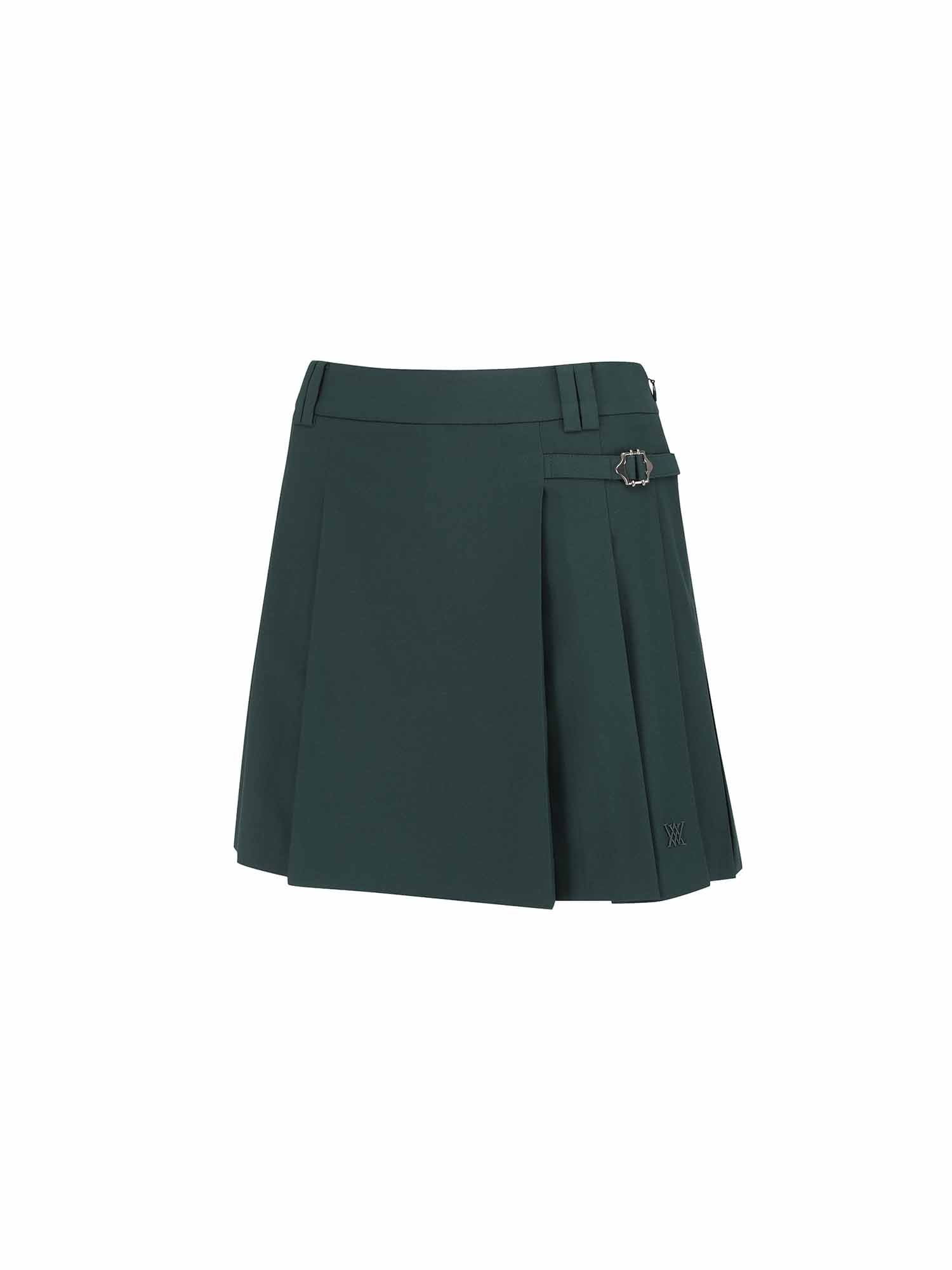WOMEN SEASONAL PLEATS HALF PANTS