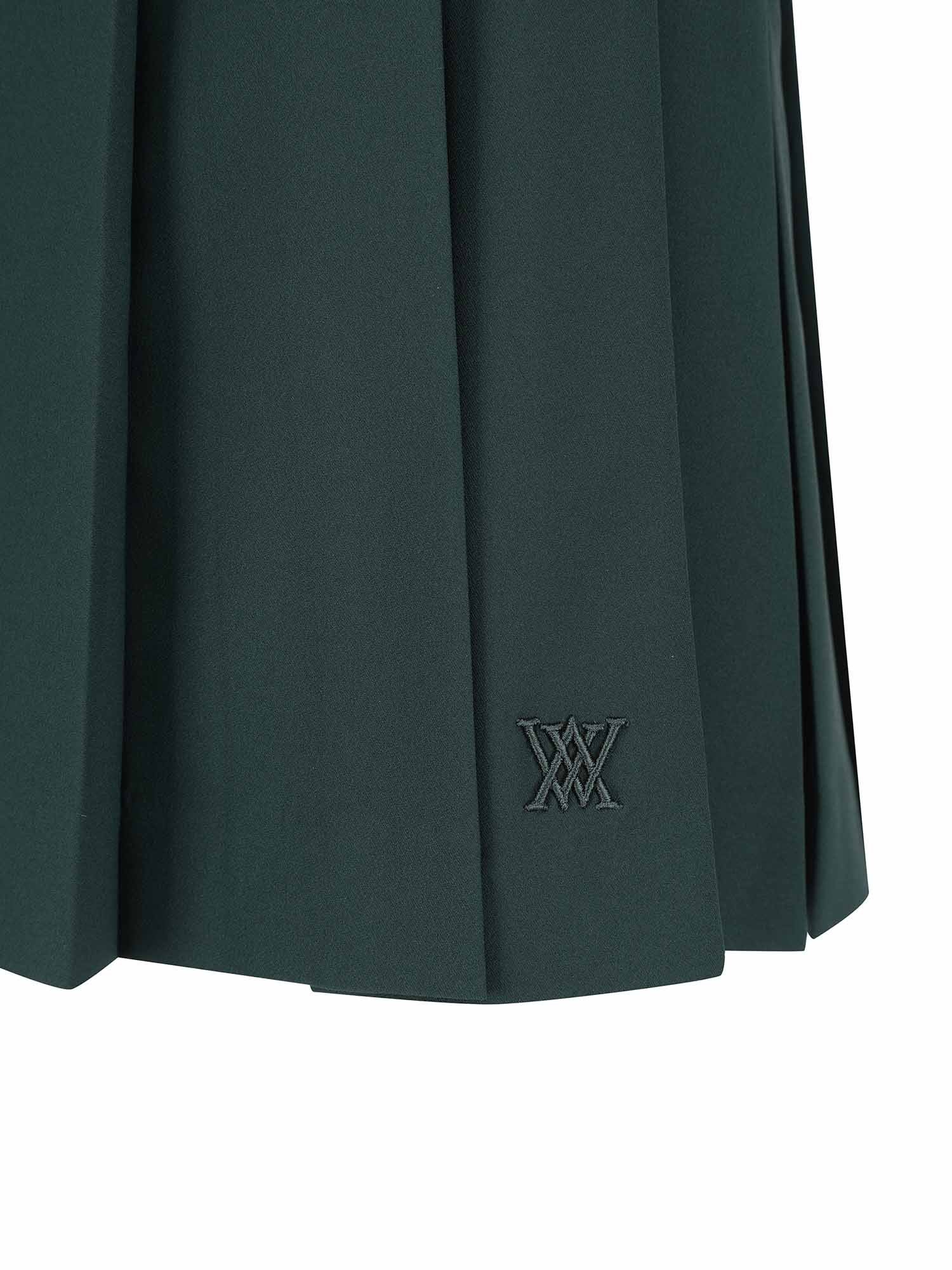 WOMEN SEASONAL PLEATS HALF PANTS