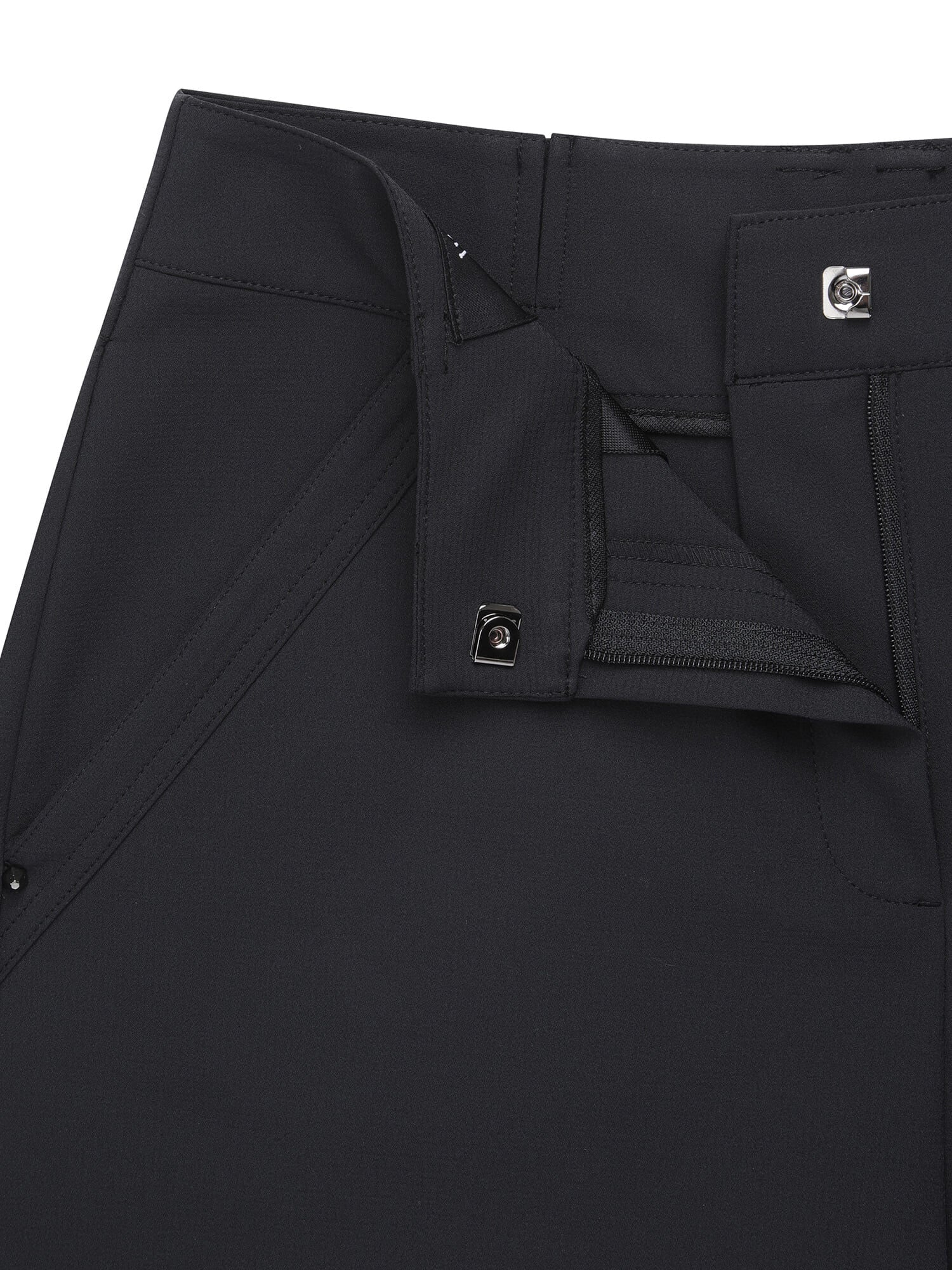 WOMEN SM ESSENTIAL HALF PANTS