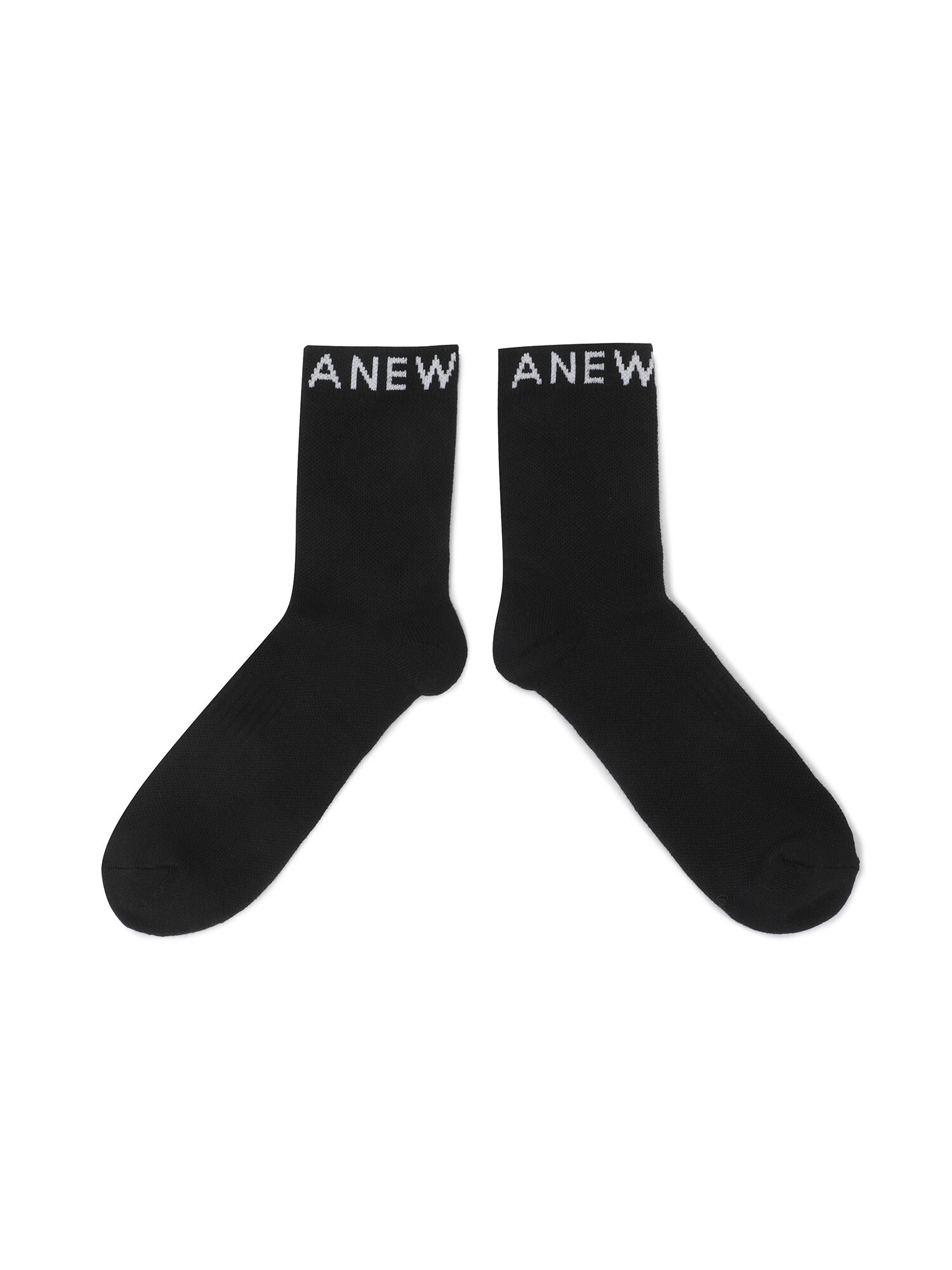 MEN ESSENTIAL MEDIUM NECK SOCKS