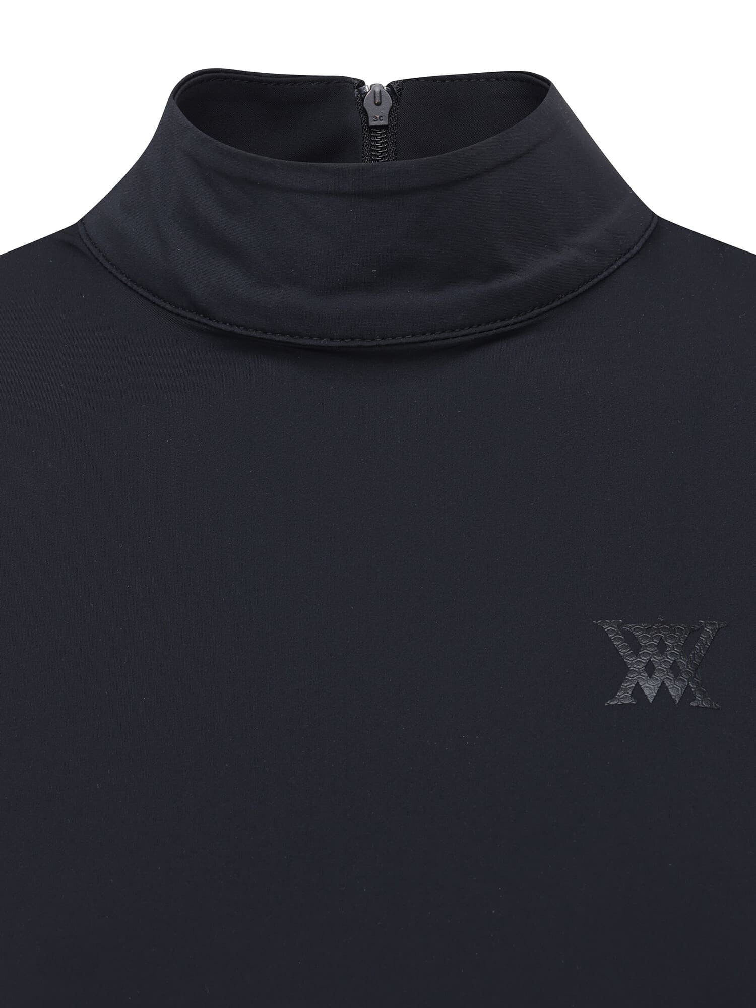 WOMEN SM BLACK FINISH MOCK NECK SHORT T-SHIRT