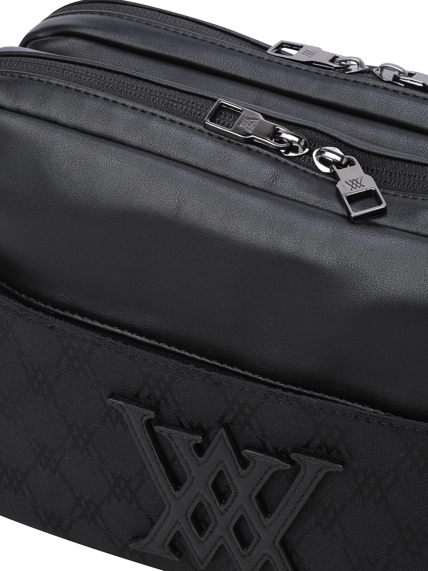 JACQUARD EASY POUCH