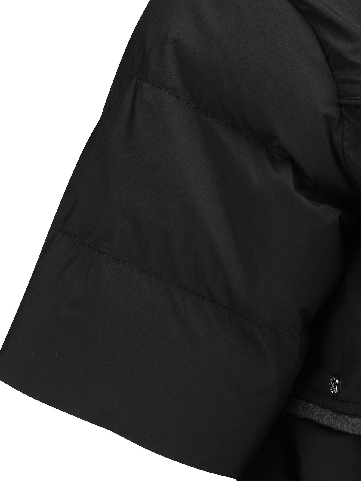 WOMEN WI SHORT SLEEVE DOWN JACKET
