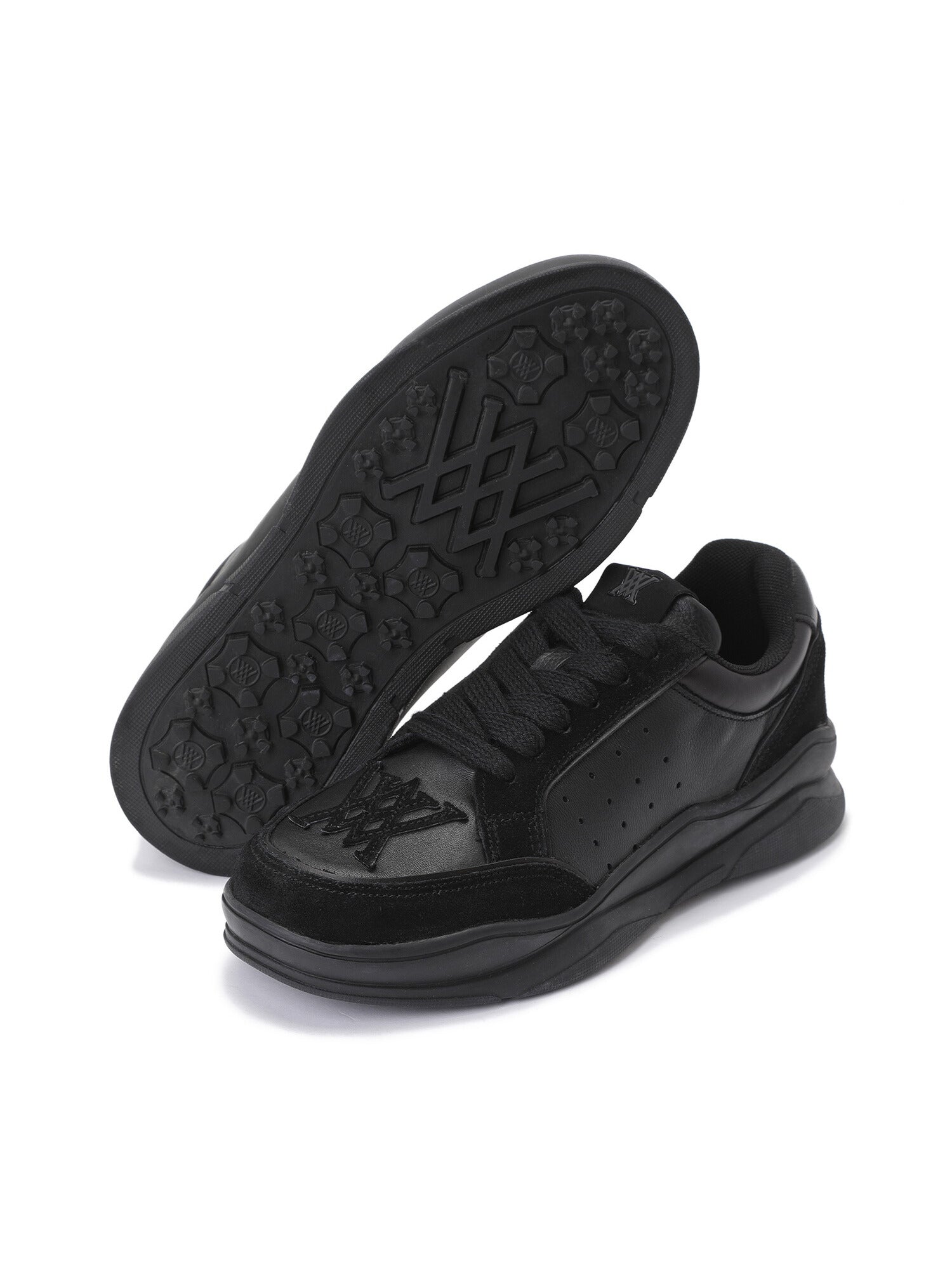 WOMEN PUNCHING SHOES