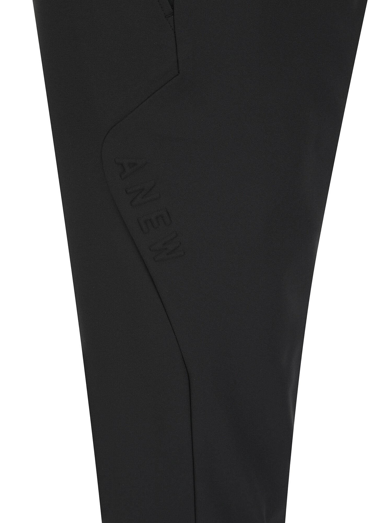 MEN ESSENTIAL PANTS