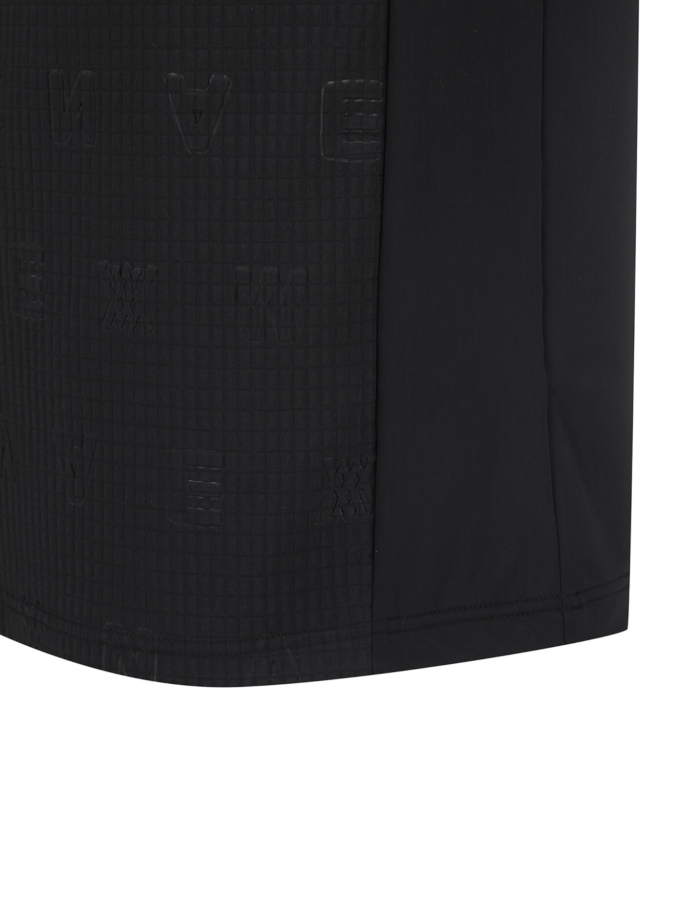 MEN EMBO GRAPHIC SHORT T-SHIRT