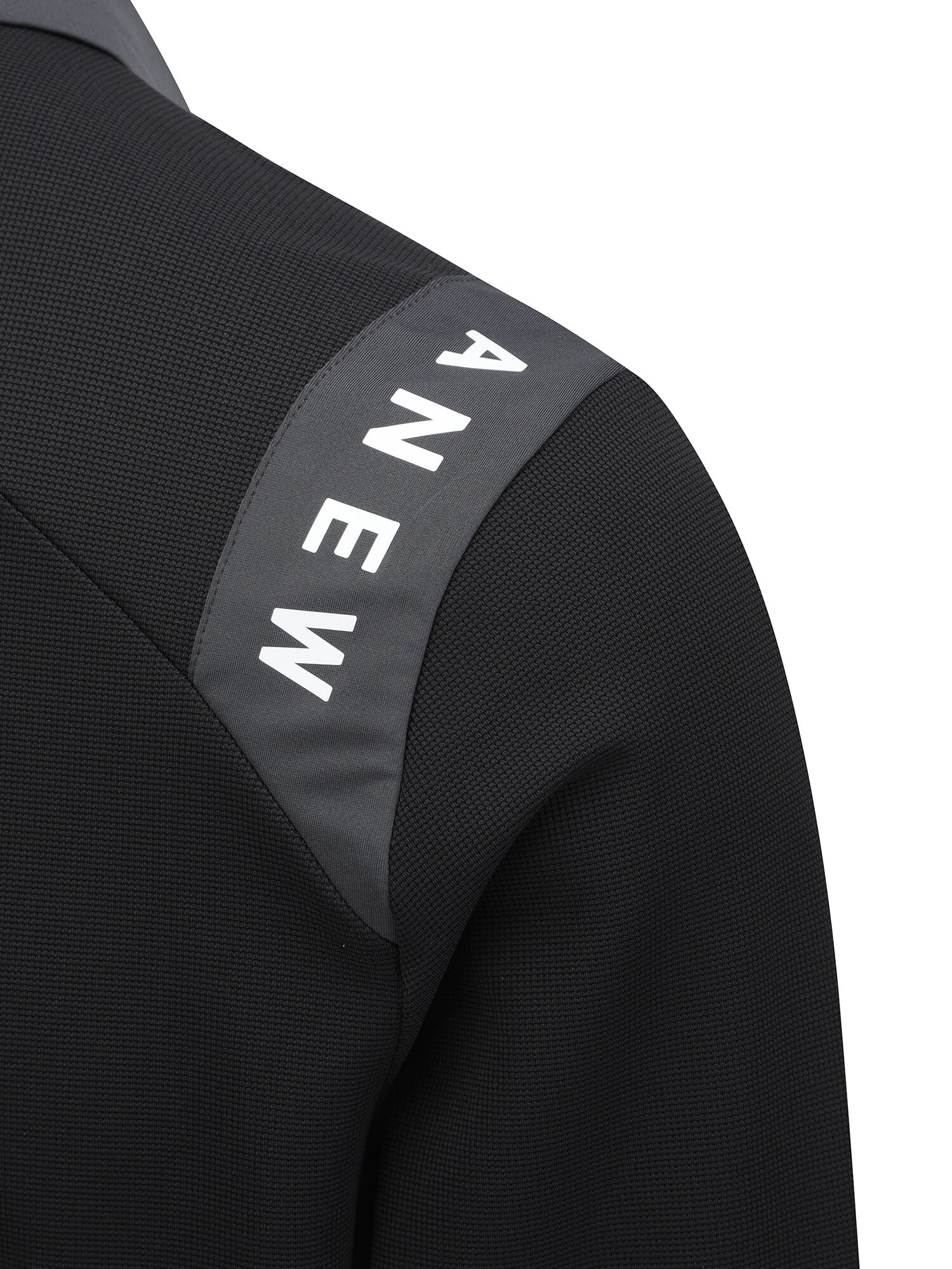 MEN ESSENTIAL LONG T-SHIRT