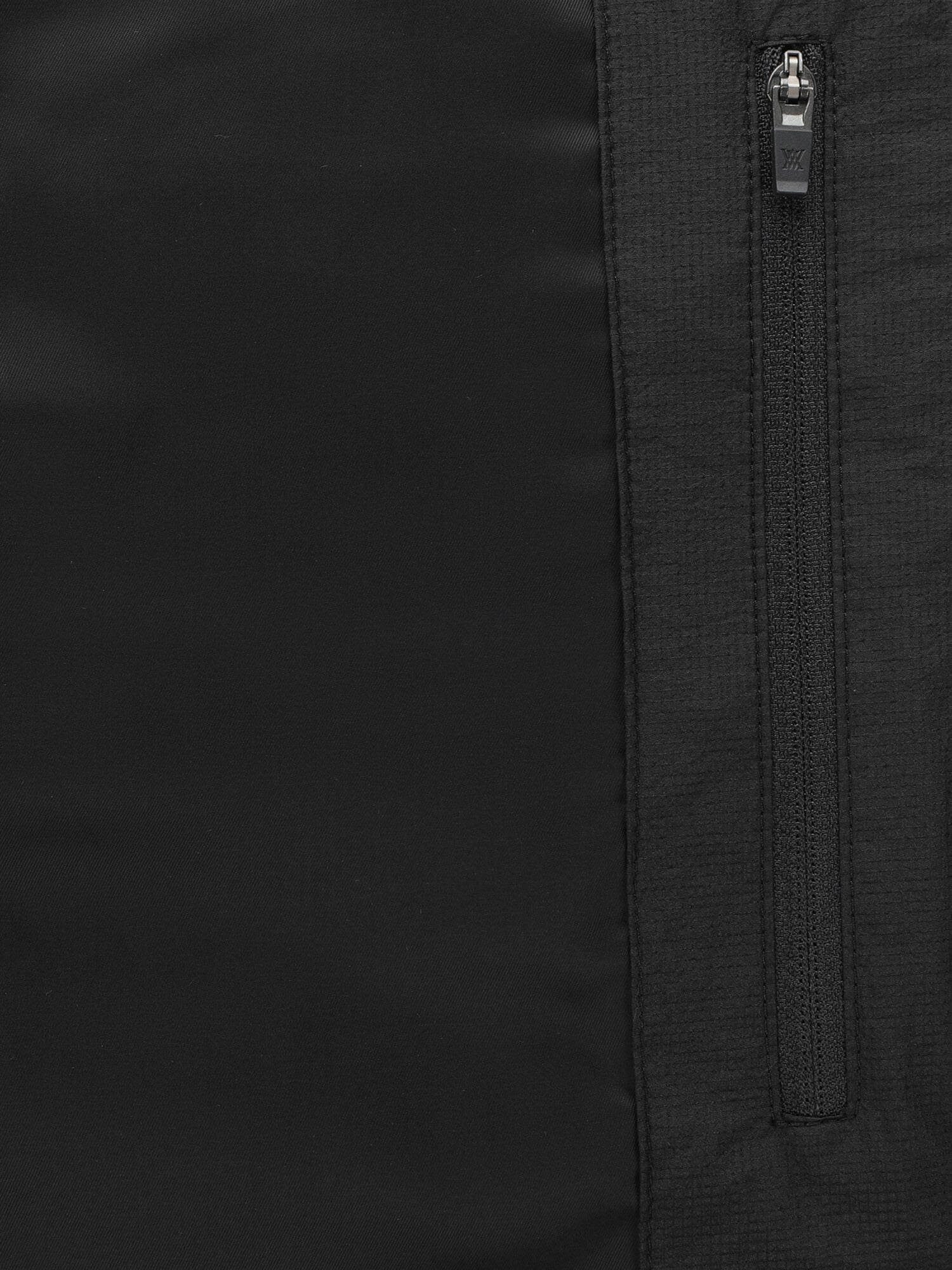 MEN WI SHADOW SWING DOWN VEST