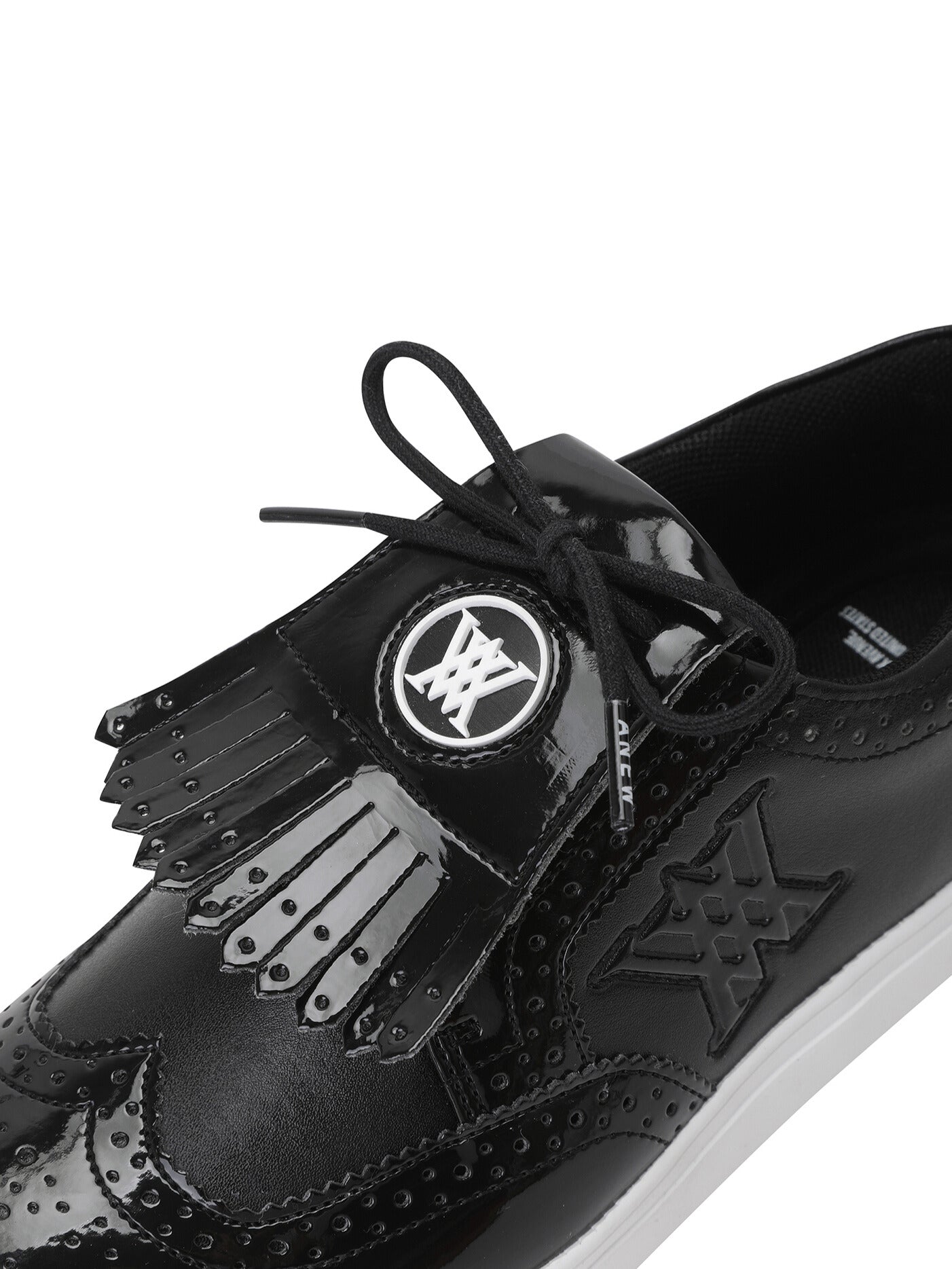 WOMEN SAINT TASSEL SHOES