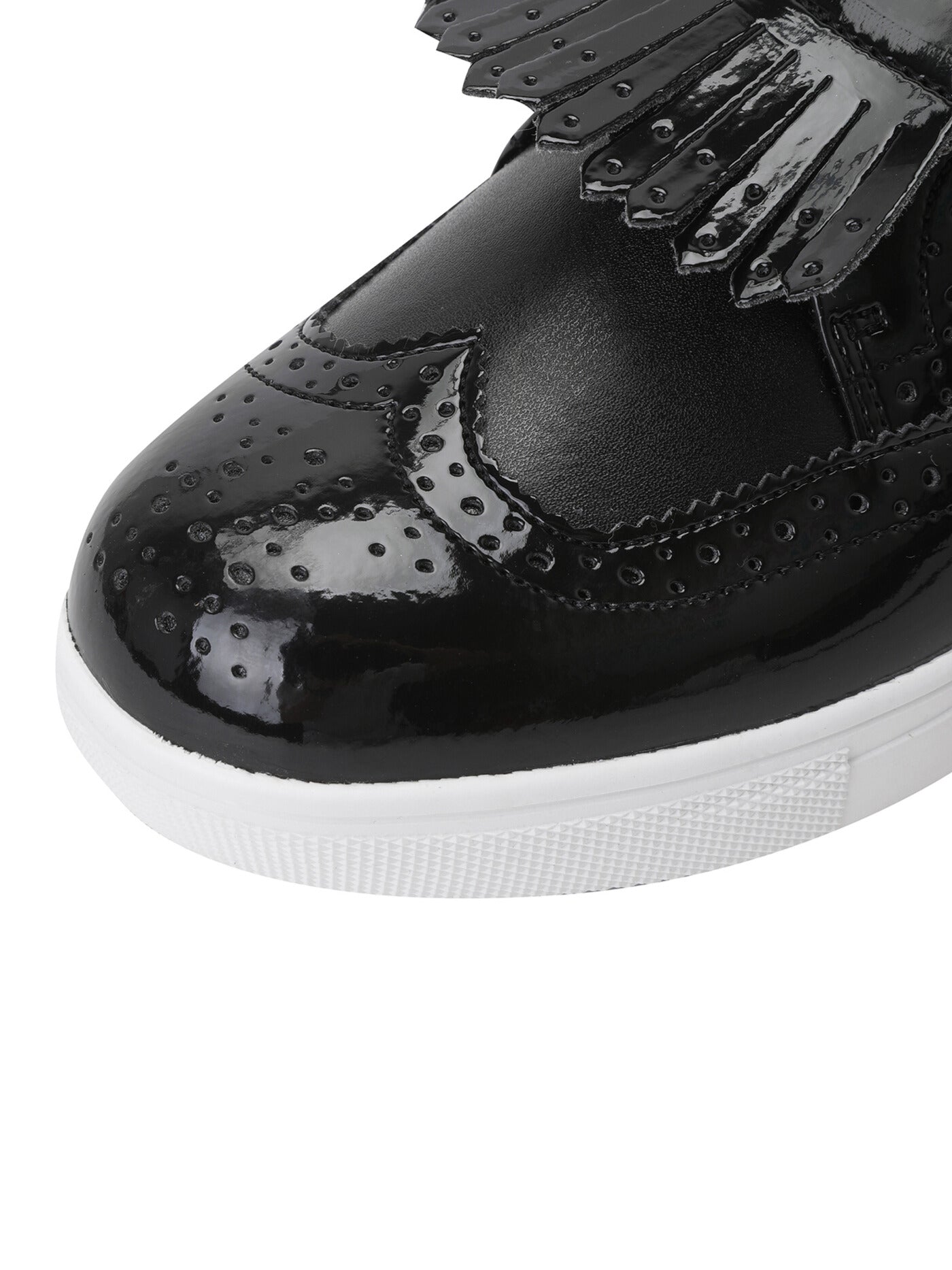 WOMEN SAINT TASSEL SHOES